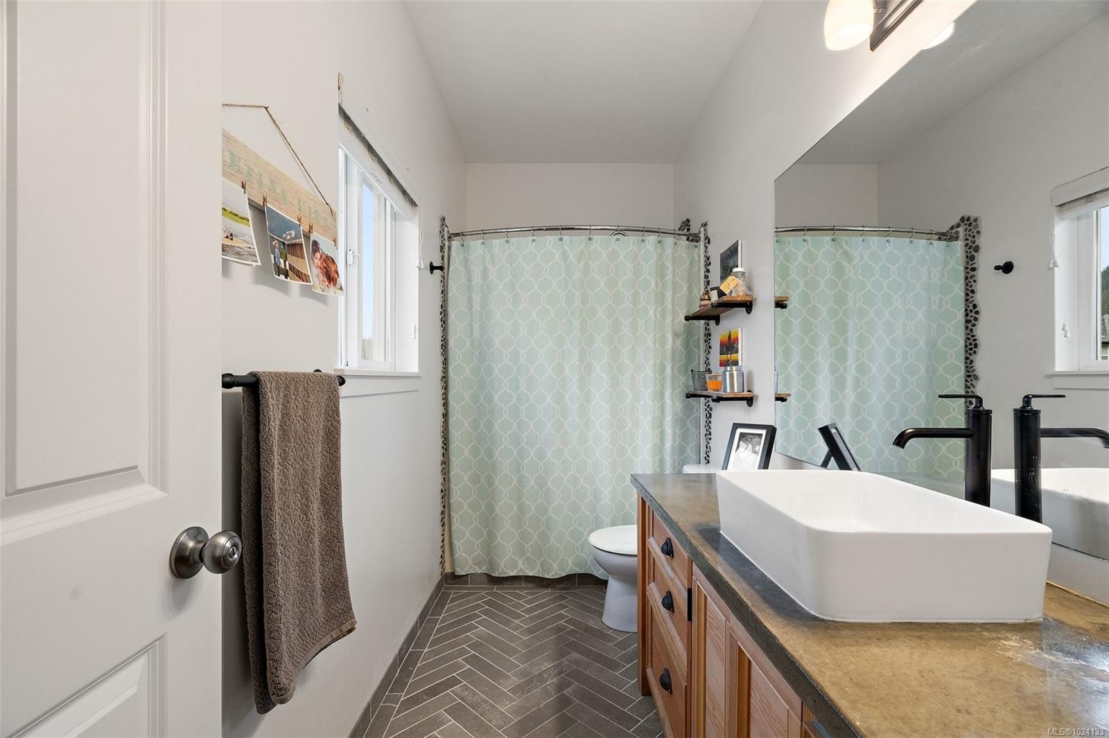 3377 Piper Rd, Langford, BC