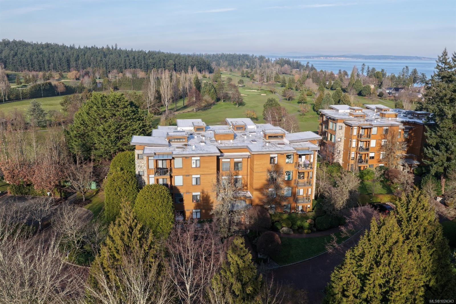 108-5329 Cordova Bay Rd, Saanich, BC - Outdoor With View