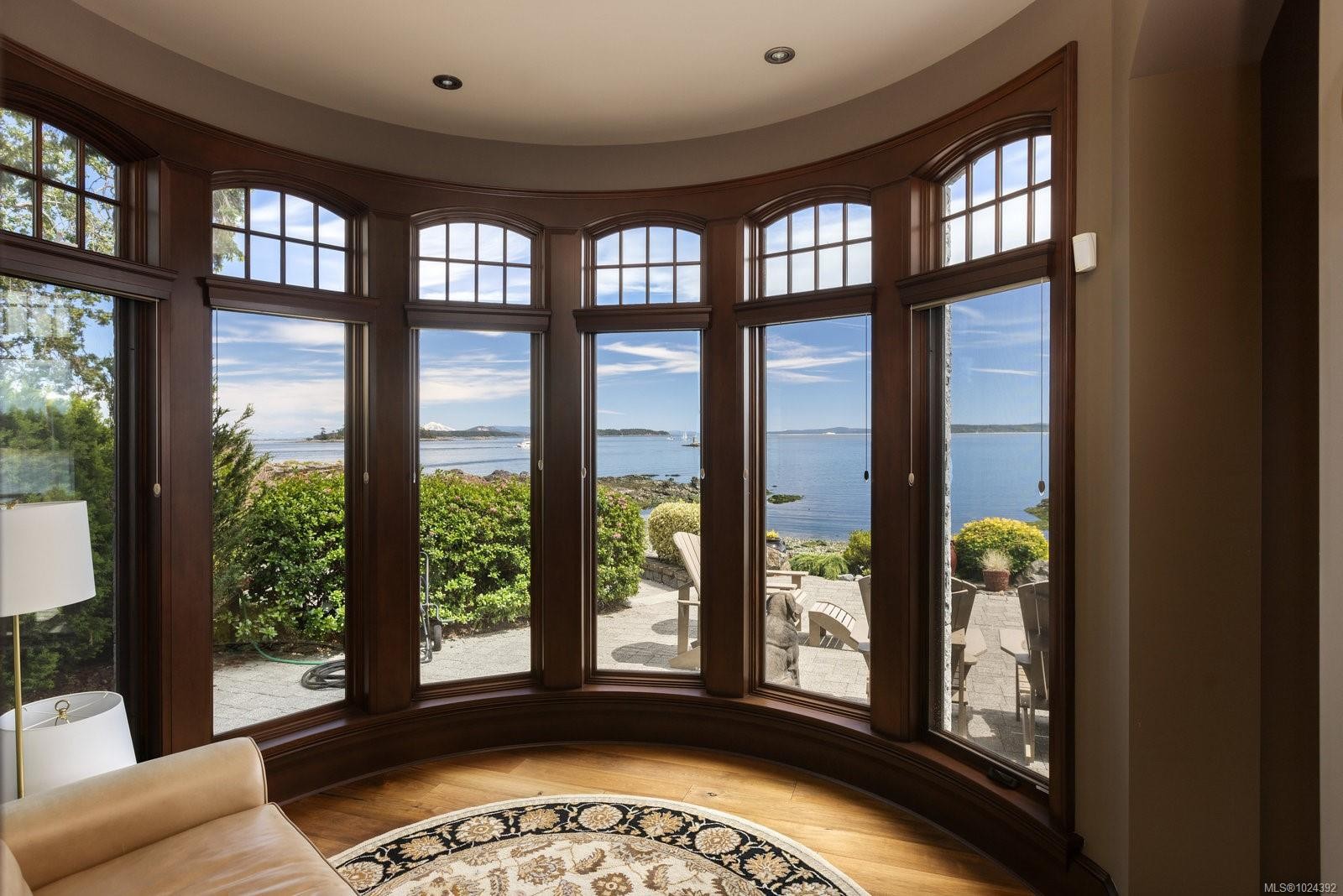 10493 Allbay Rd, Sidney, BC