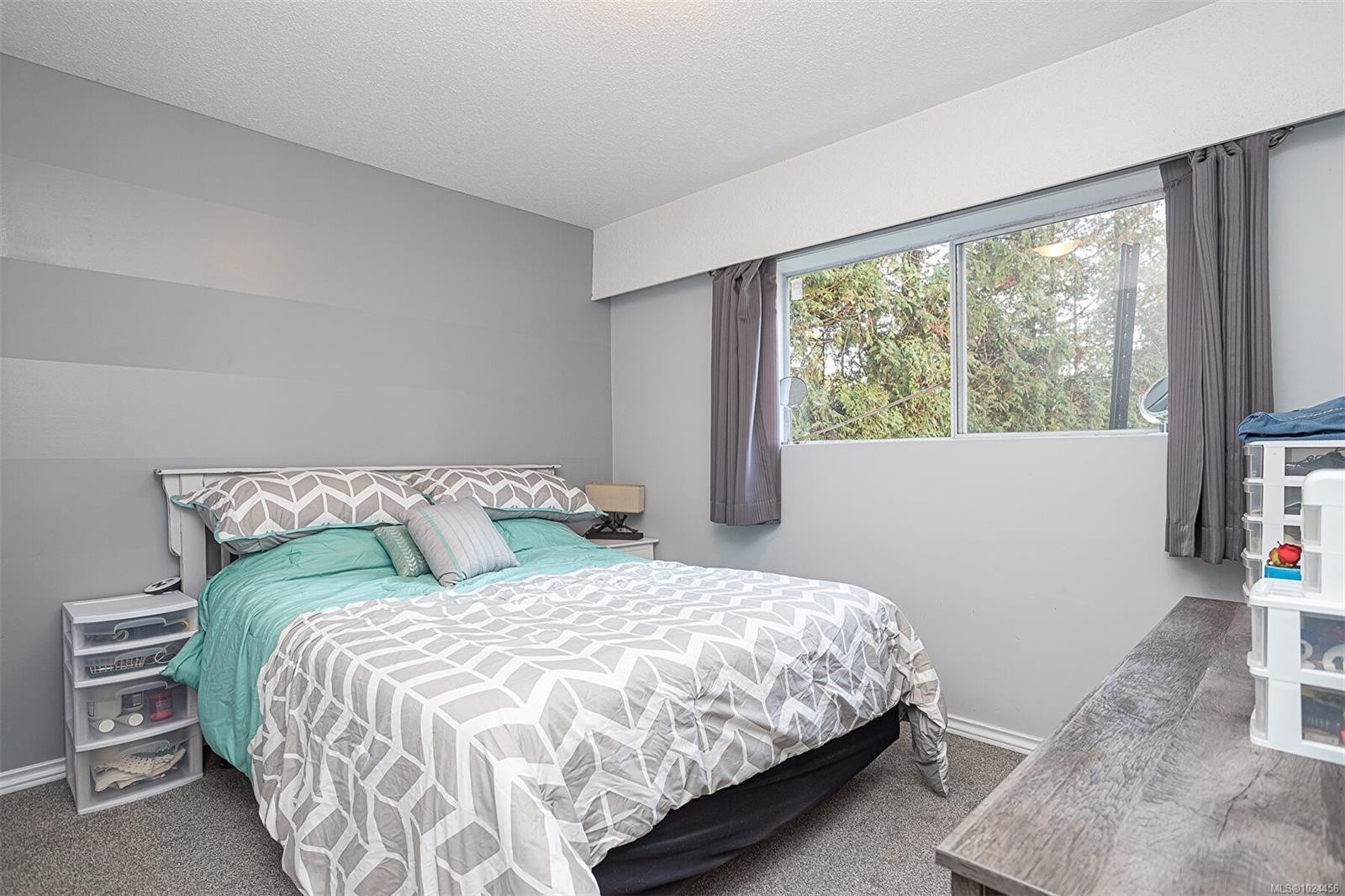 2139 Hemer Rd, Nanaimo, BC