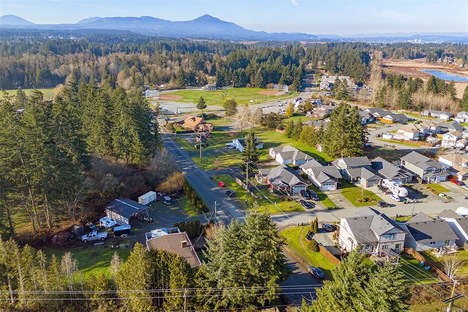 2139 Hemer Rd, Nanaimo, BC