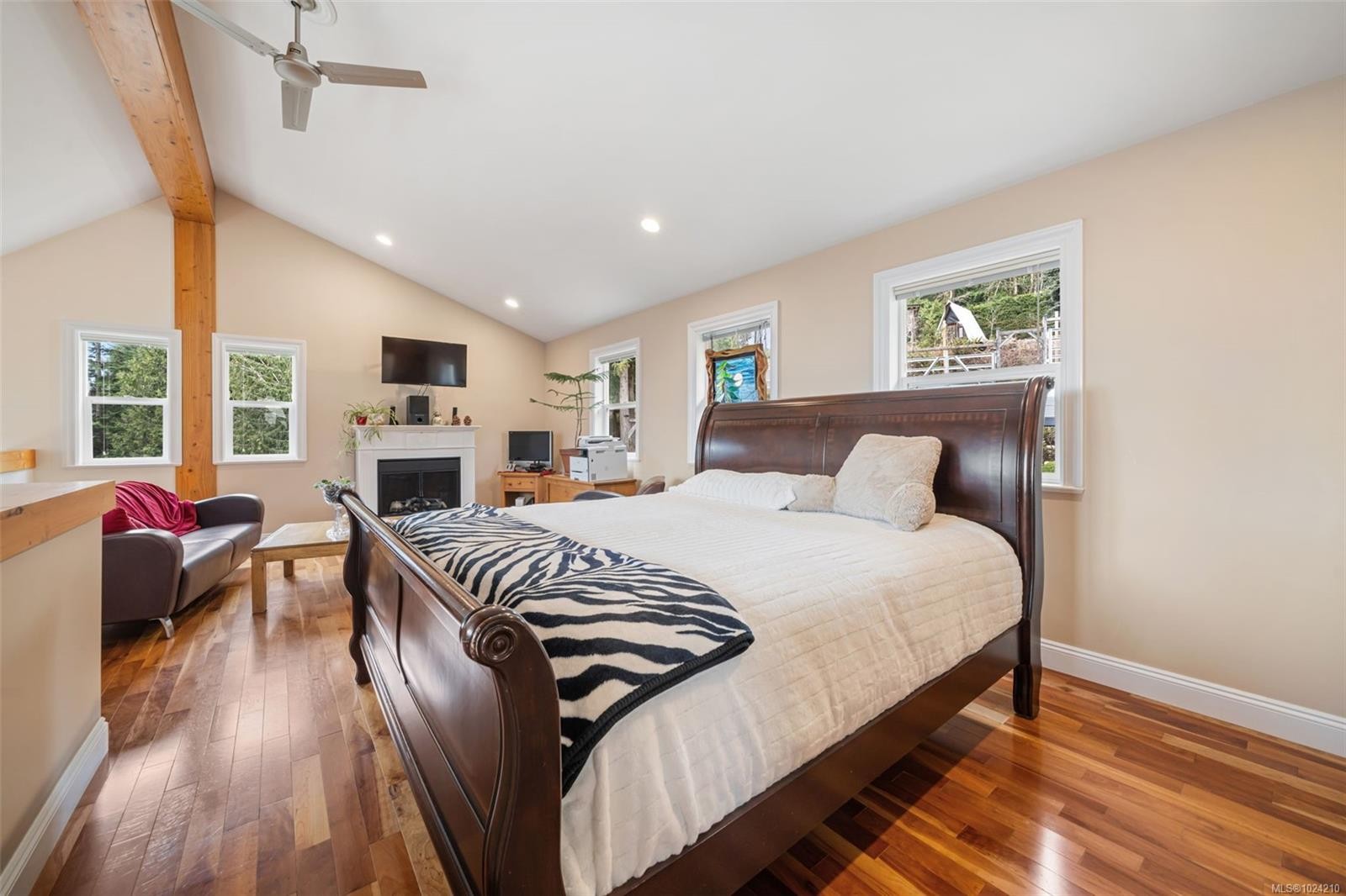 279 Castley Hts, Lake Cowichan, BC