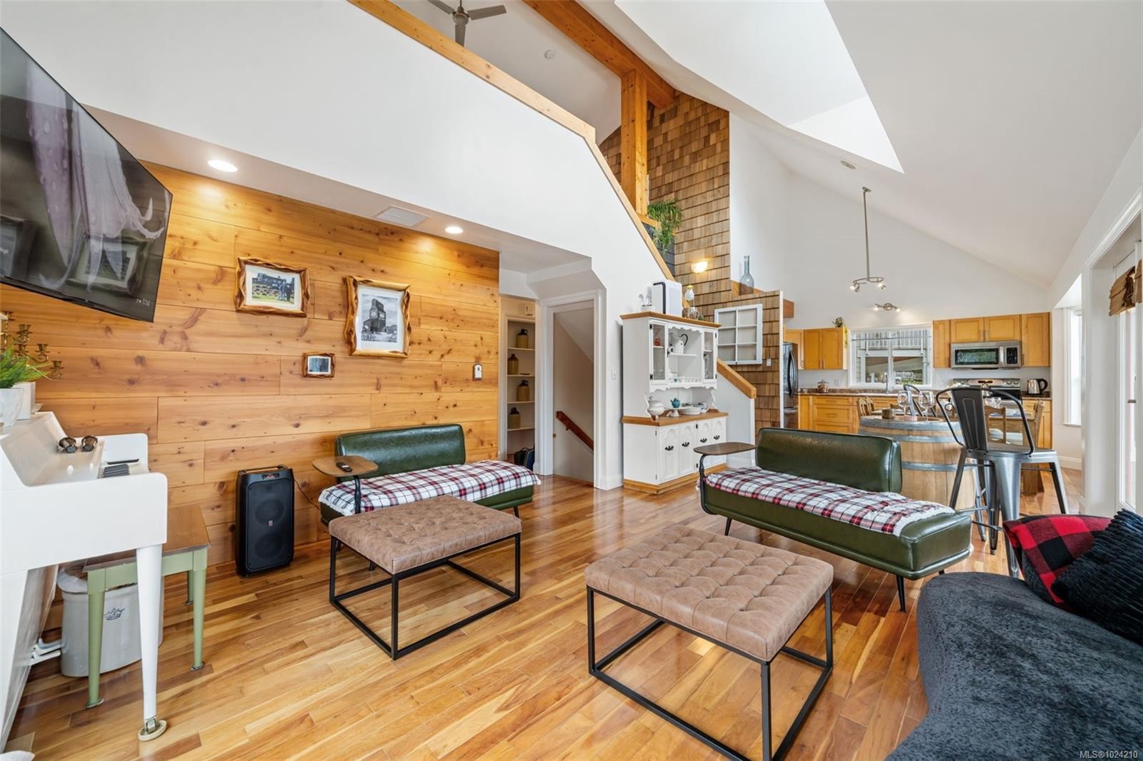 279 Castley Hts, Lake Cowichan, BC