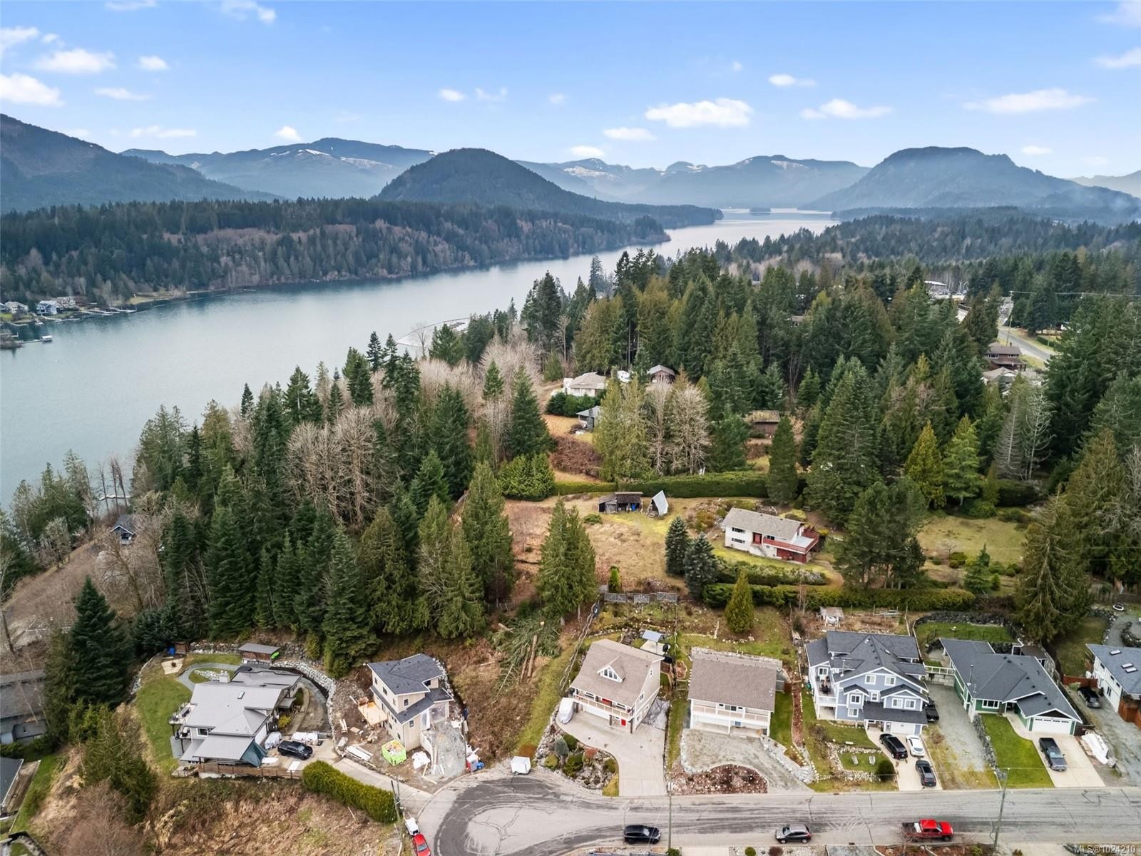 279 Castley Hts, Lake Cowichan, BC