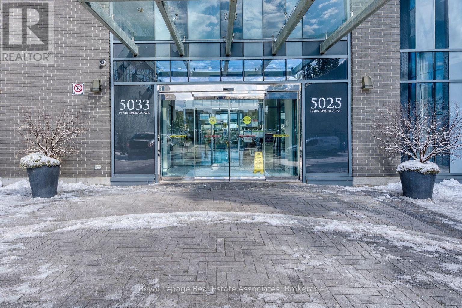 1416 - 5033 Four Springs Avenue, Mississauga, ON - Outdoor