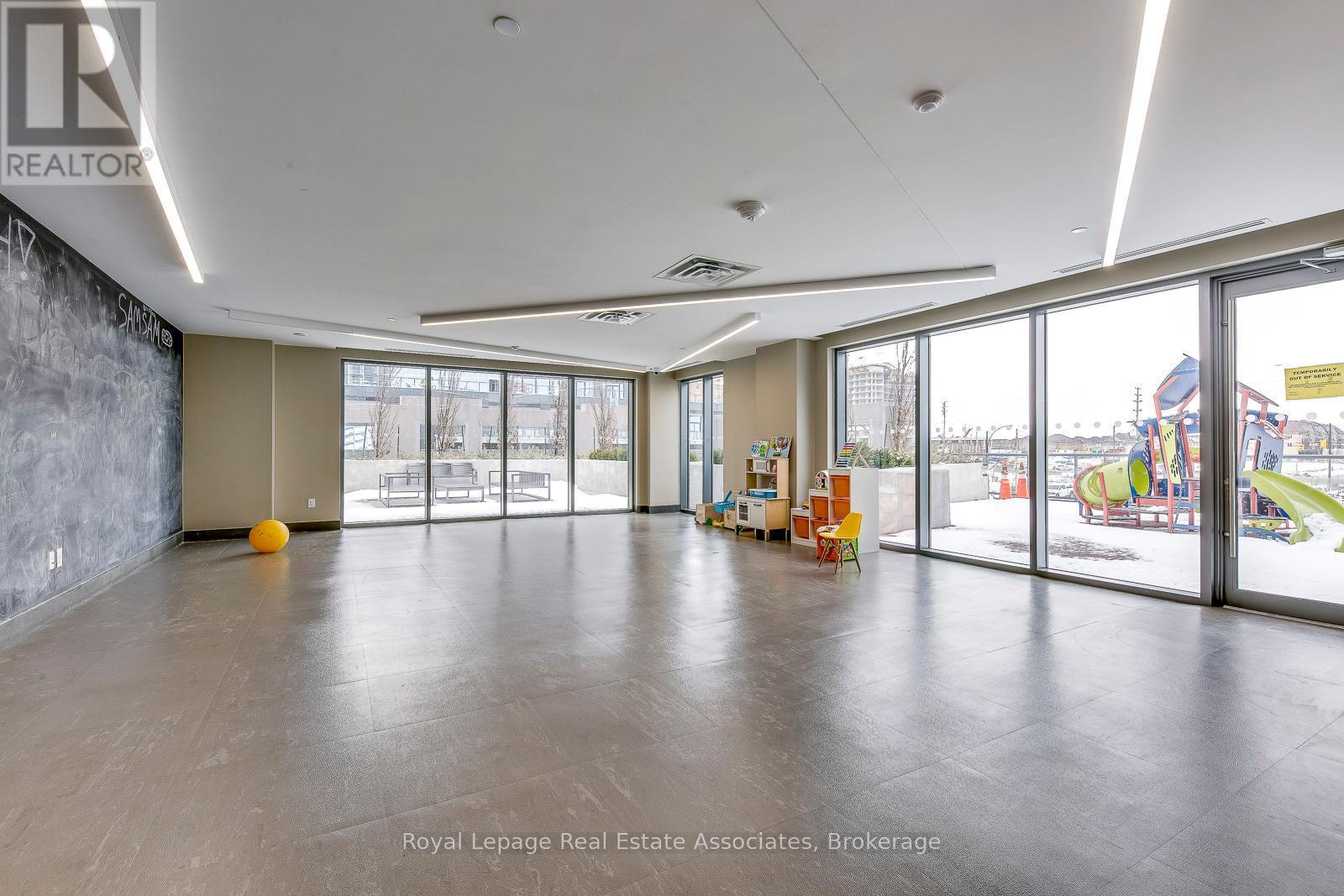 1416 - 5033 Four Springs Avenue, Mississauga, ON - Indoor Photo Showing Other Room