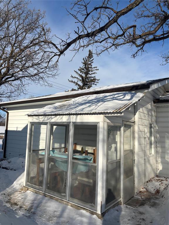 356 Cliff Street, Wawanesa, MB - Outdoor