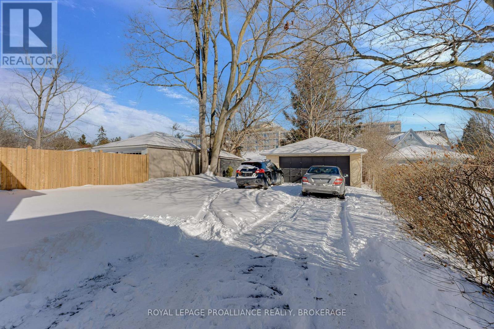 31 Beverley Street, Kingston (Central City East), ON - Outdoor