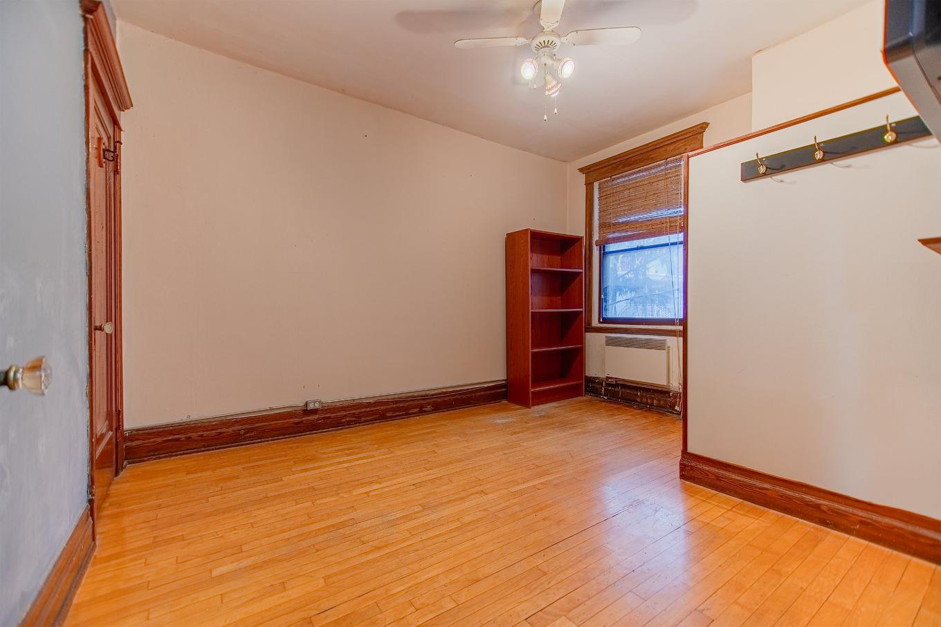 Primary bedroom - 1-519 Boul. St-Joseph E., Montréal (Le Plateau-Mont-Royal), QC - Indoor Photo Showing Other Room