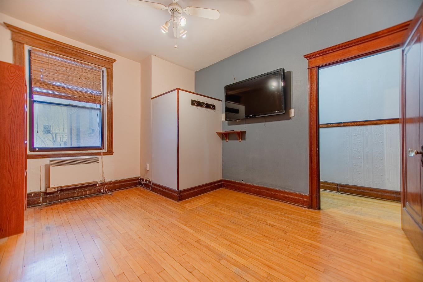 Primary bedroom - 1-519 Boul. St-Joseph E., Montréal (Le Plateau-Mont-Royal), QC - Indoor Photo Showing Other Room
