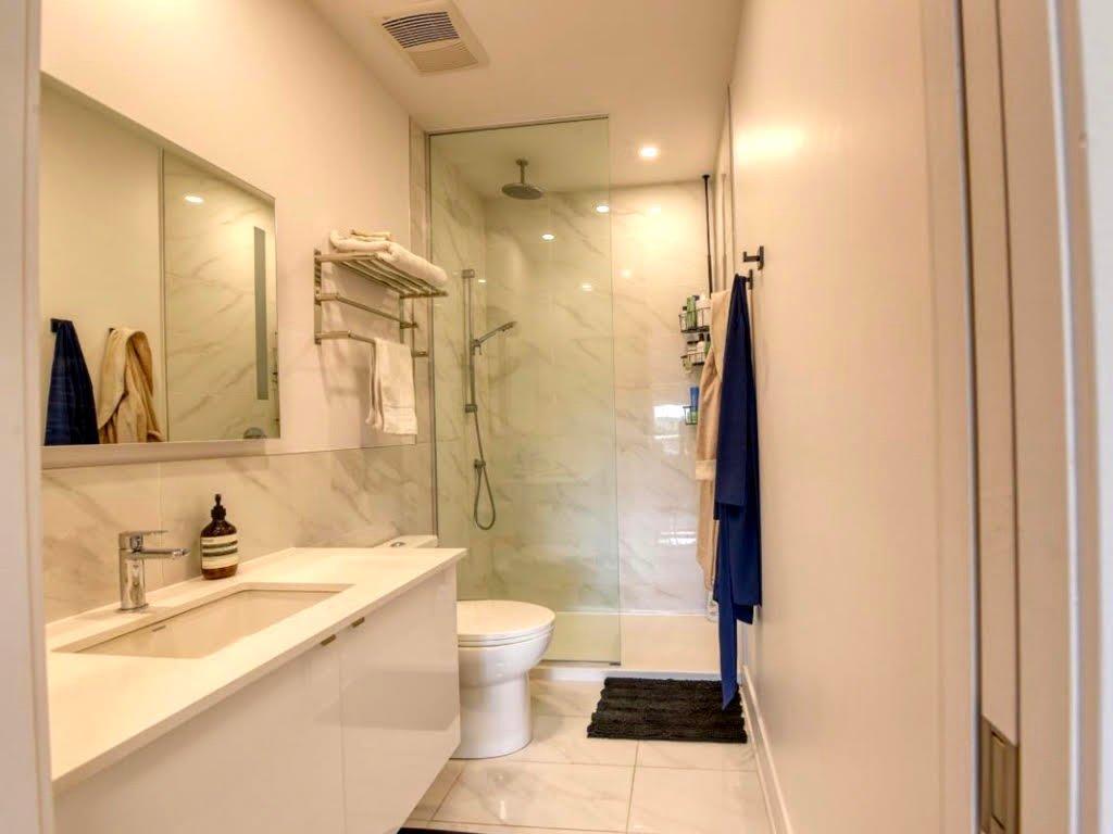 Salle de bains - 1009-5175 Rue Mackenzie, Montréal (Côte-Des-Neiges/Notre-Dame-De-Grâce), QC - Indoor Photo Showing Bathroom