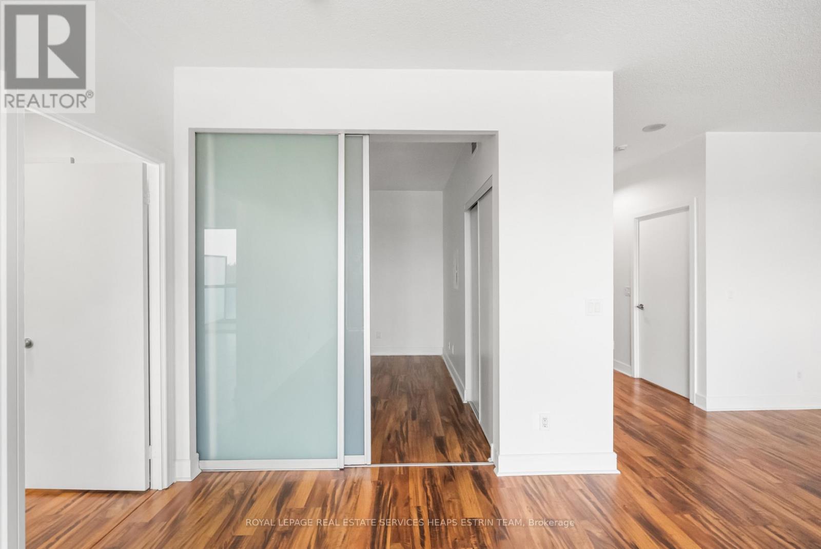 504 - 35 Brian Peck Crescent, Toronto, ON - Indoor Photo Showing Other Room