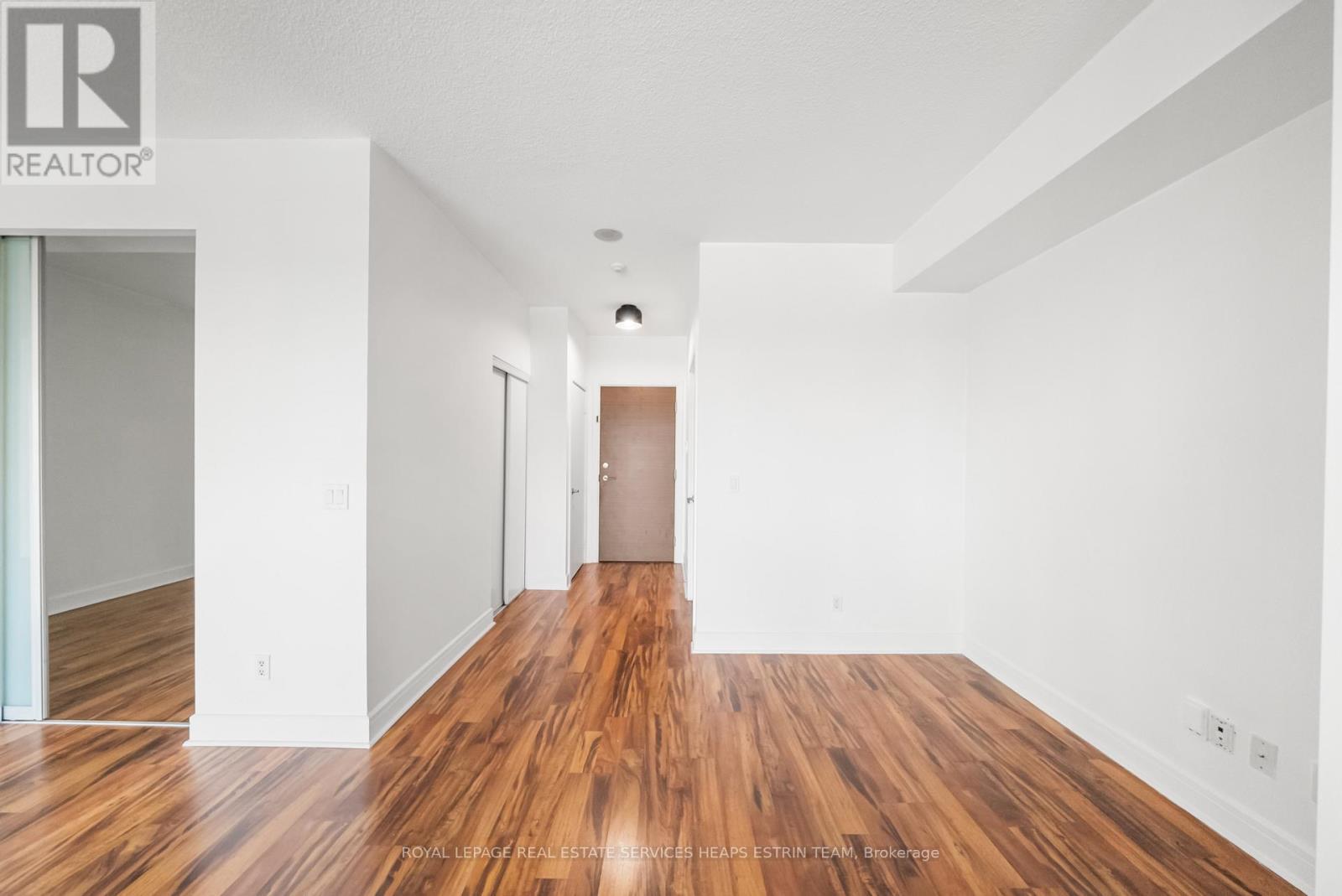 504 - 35 Brian Peck Crescent, Toronto, ON - Indoor Photo Showing Other Room