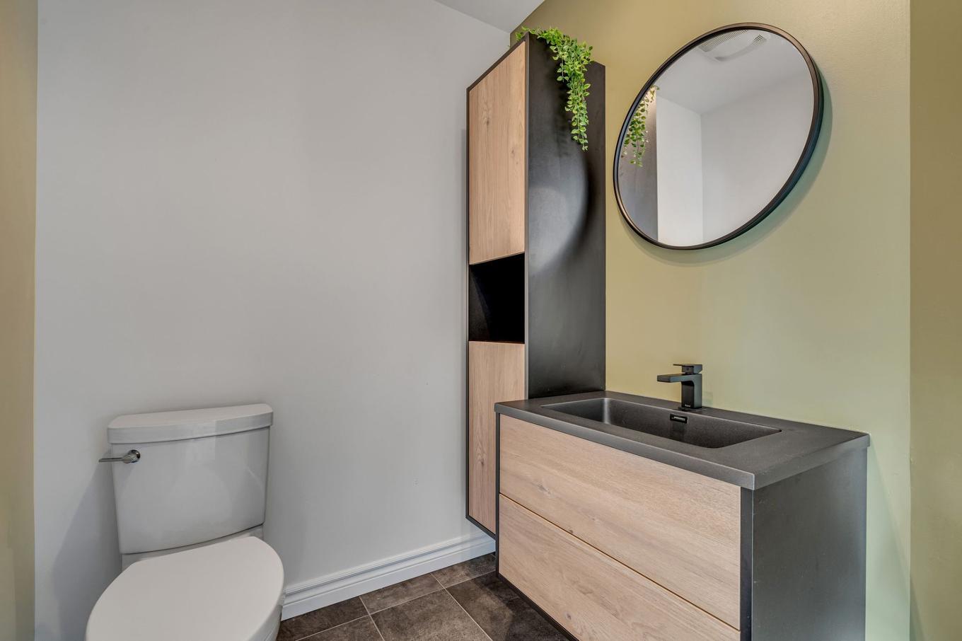 Salle d'eau - 219 Rue Ovila-Rhéaume, Québec (Charlesbourg), QC - Indoor Photo Showing Bathroom