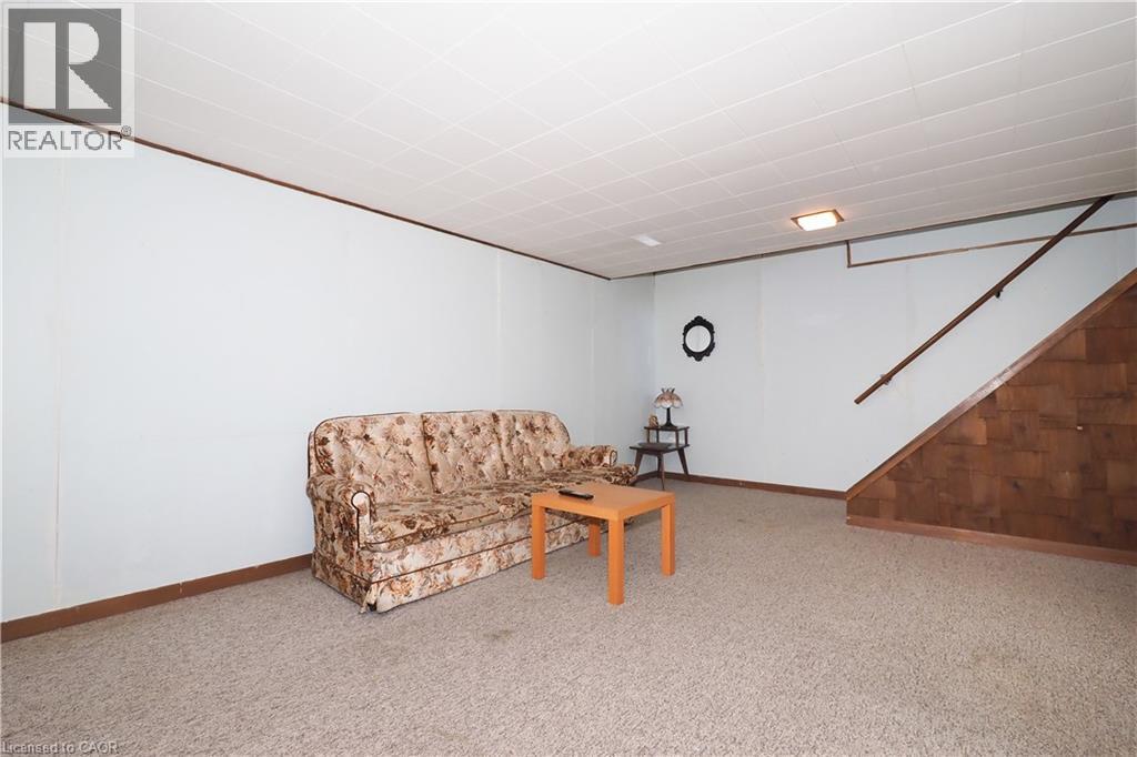 Sitting room featuring carpet flooring and baseboards - 10 Balfour Crescent, Kitchener, ON - Indoor Photo Showing Other Room
