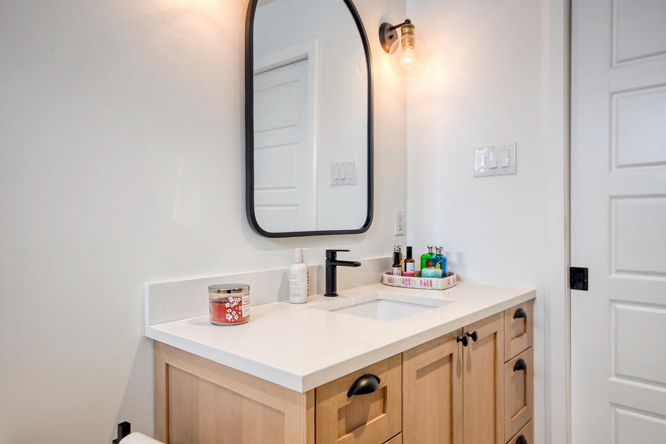 Salle de bains - 24 Place Lévis, Saint-Bruno-De-Montarville, QC - Indoor Photo Showing Bathroom