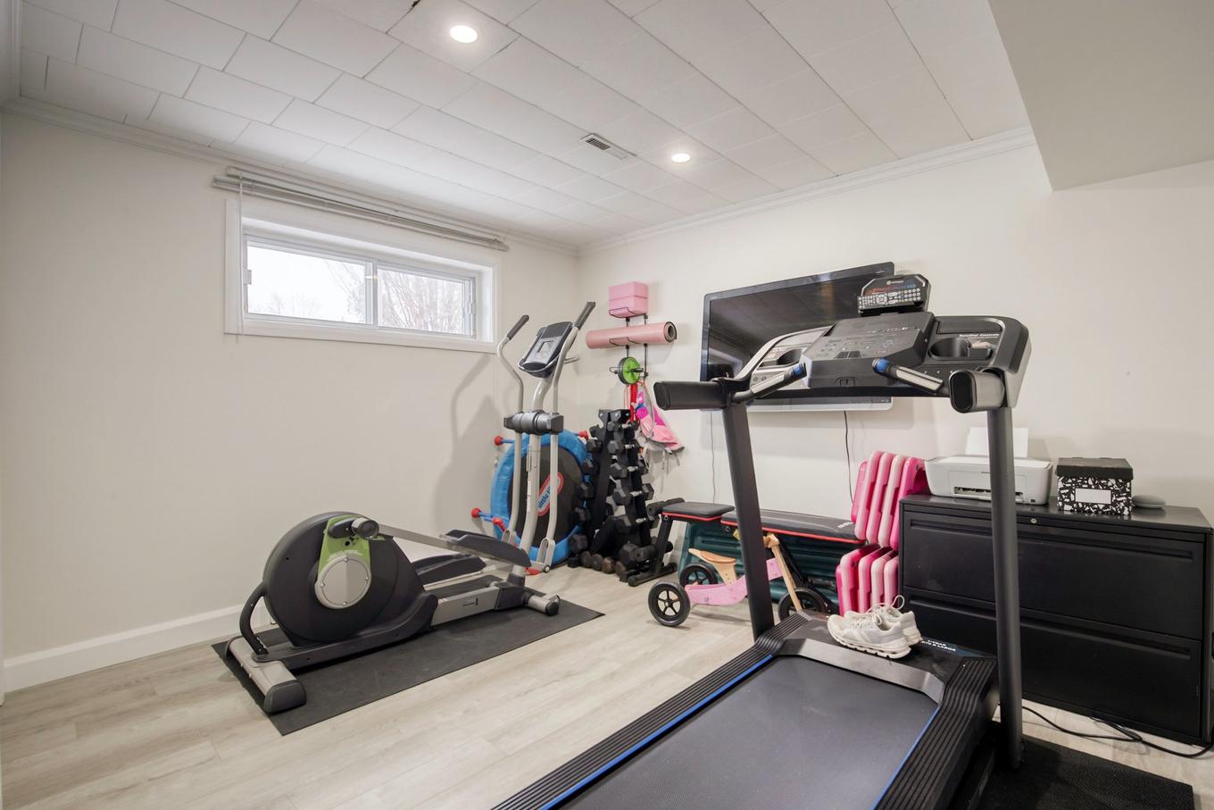 Chambre à coucher - 24 Place Lévis, Saint-Bruno-De-Montarville, QC - Indoor Photo Showing Gym Room