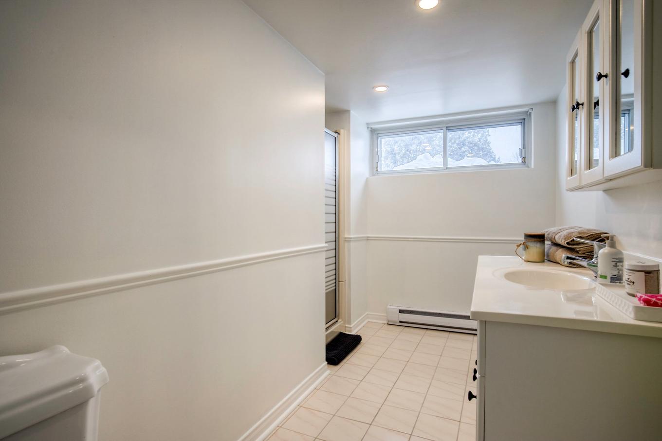 Salle de bains - 24 Place Lévis, Saint-Bruno-De-Montarville, QC - Indoor