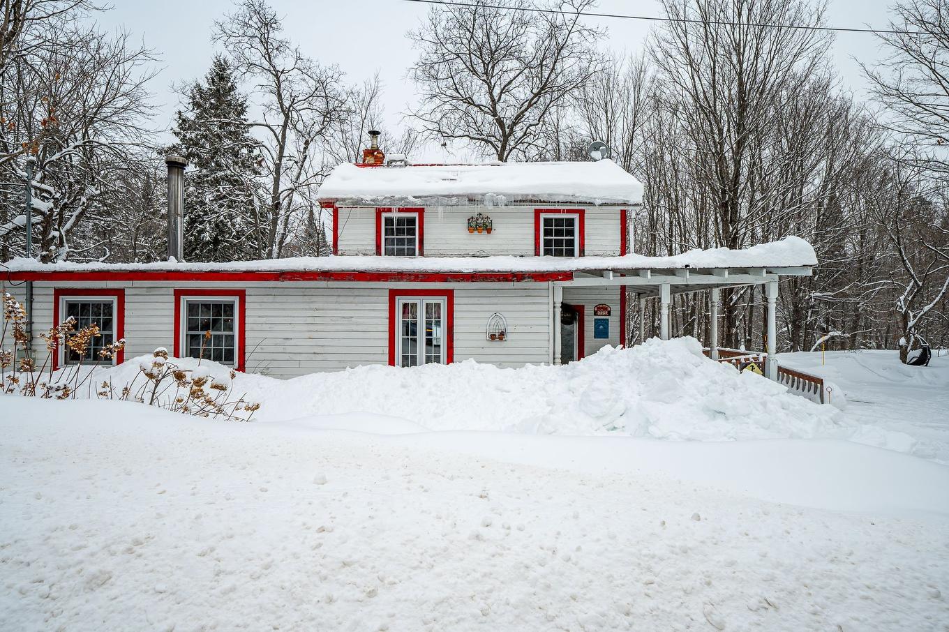 Façade - 775 Ch. Tamaracouta, Mille-Isles, QC - Outdoor