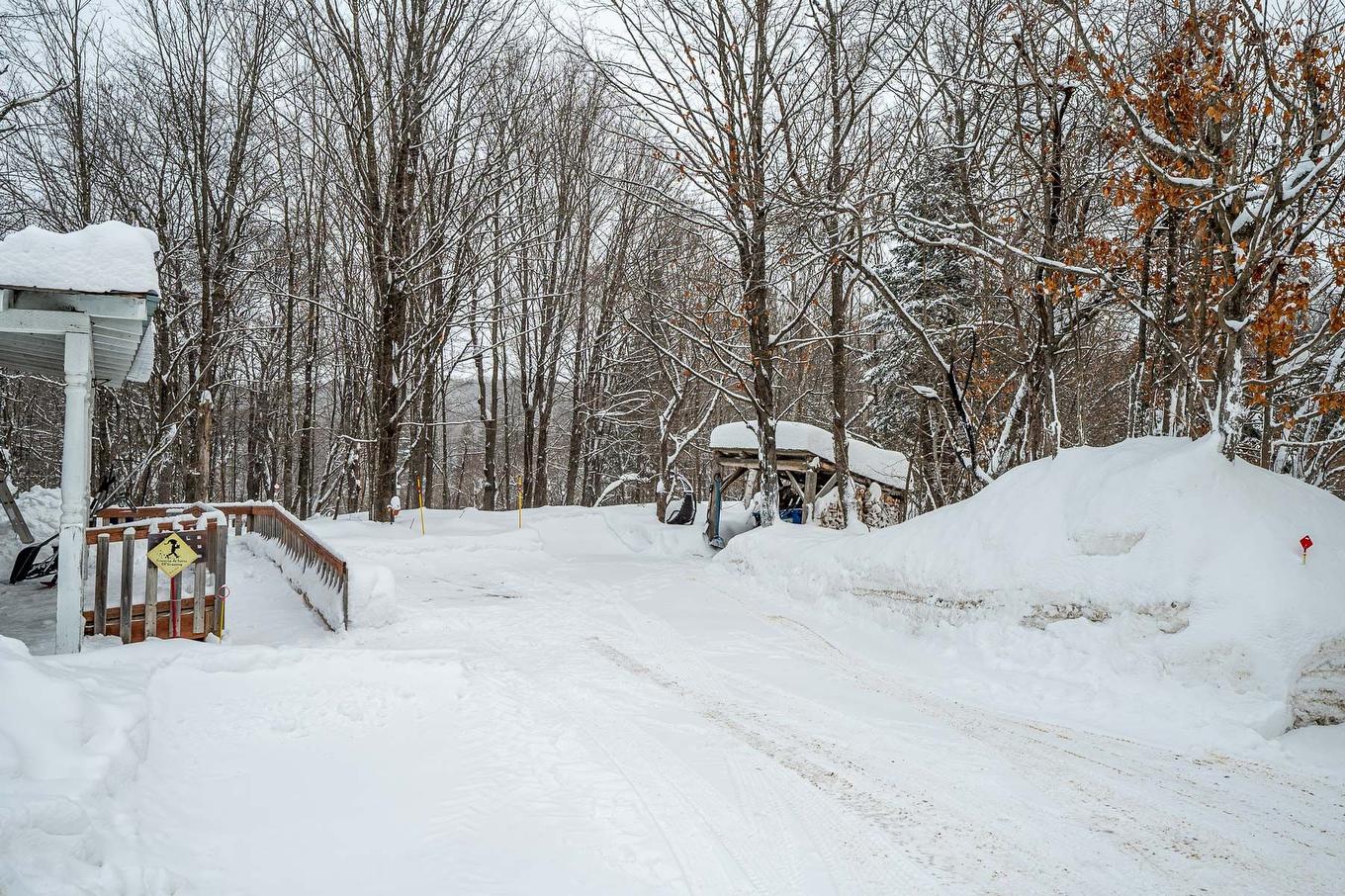 Stationnement - 775 Ch. Tamaracouta, Mille-Isles, QC - Outdoor