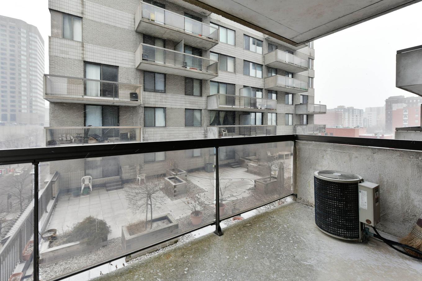 Balcony - 207-1081 Rue St-Urbain, Montréal (Ville-Marie), QC - Outdoor