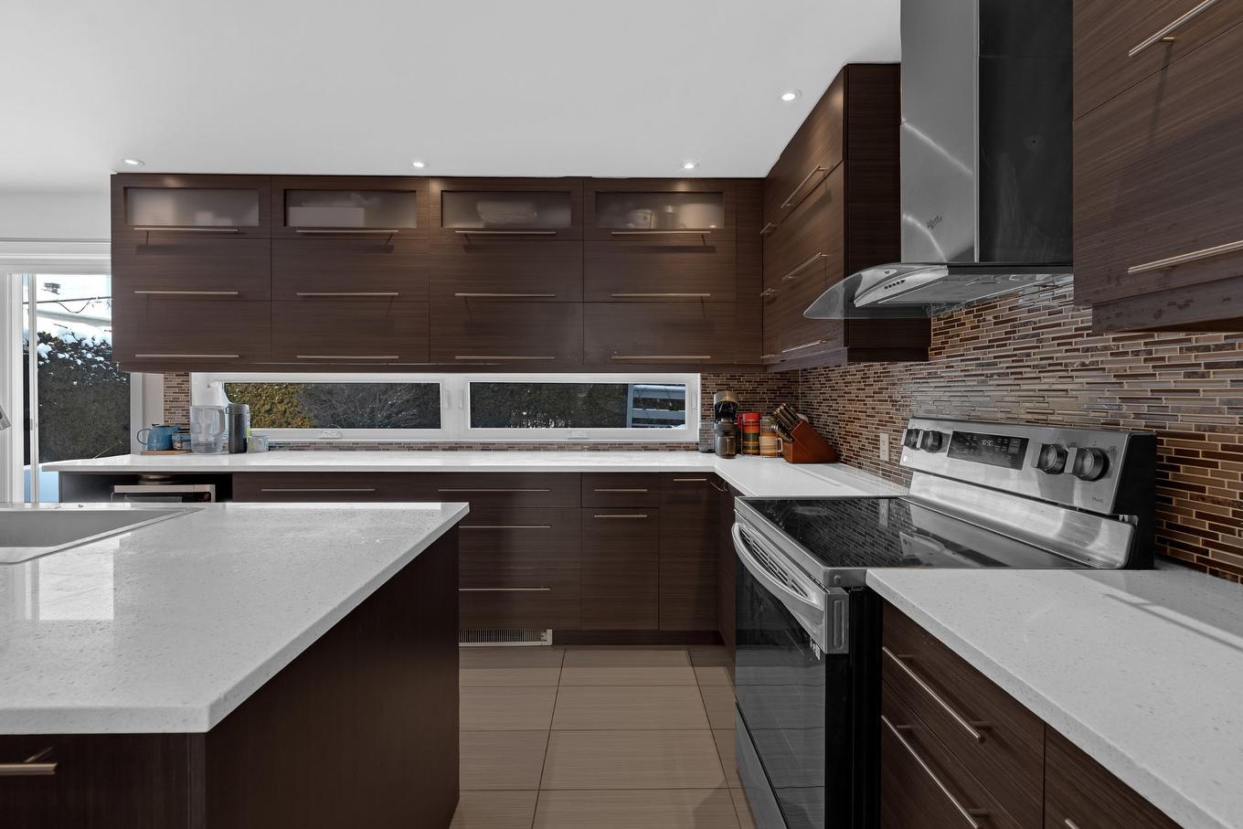 Kitchen - 3925 Rue Oslo, Brossard, QC - Indoor Photo Showing Kitchen