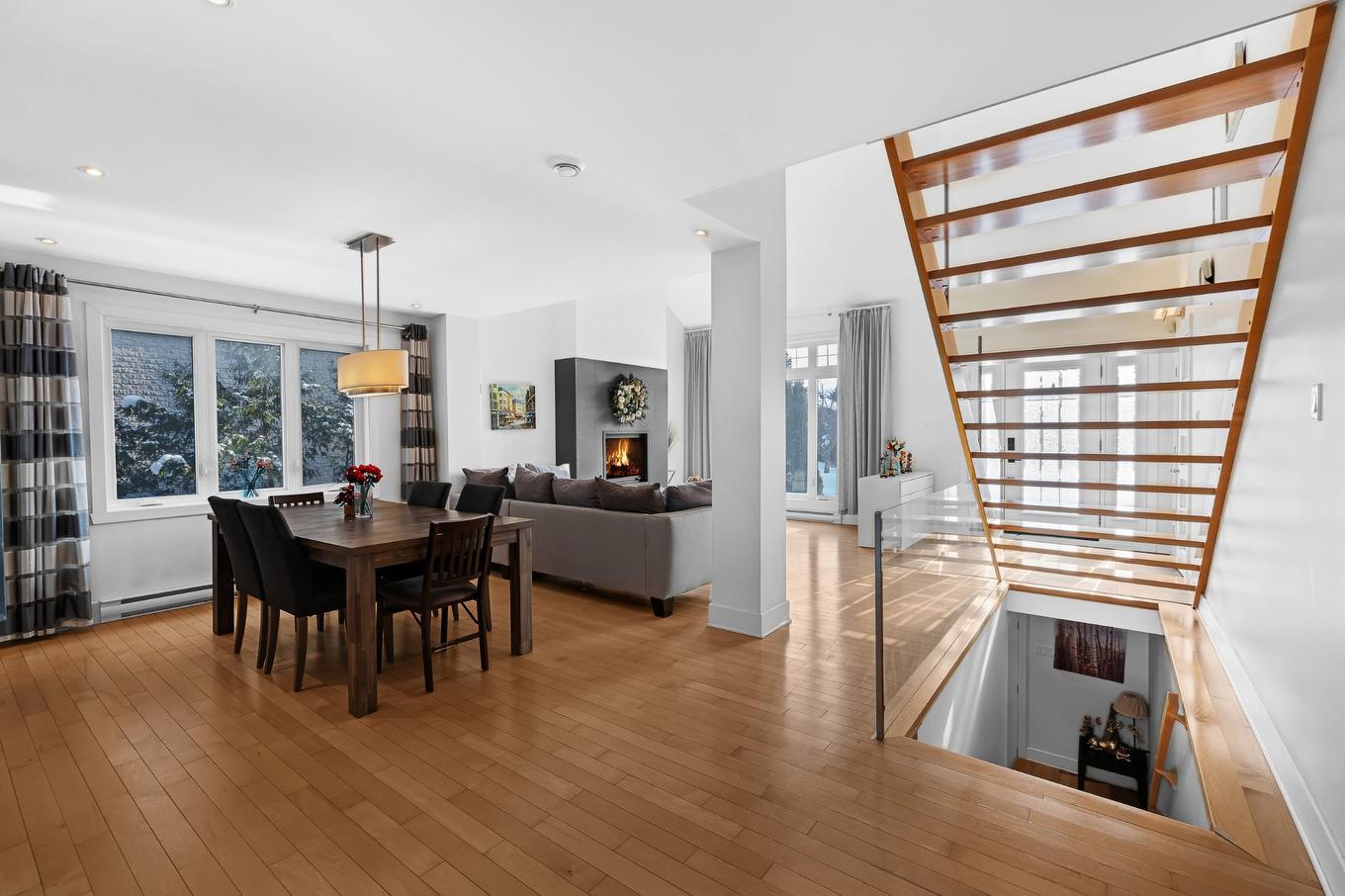 Dining room - 3925 Rue Oslo, Brossard, QC - Indoor Photo Showing Dining Room