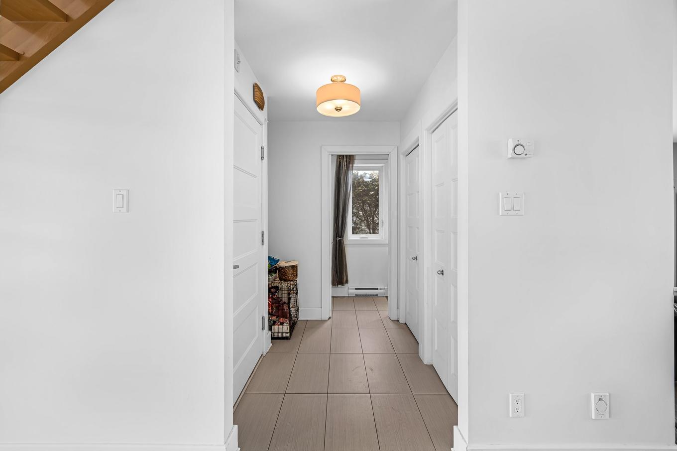Passageway - 3925 Rue Oslo, Brossard, QC - Indoor Photo Showing Other Room