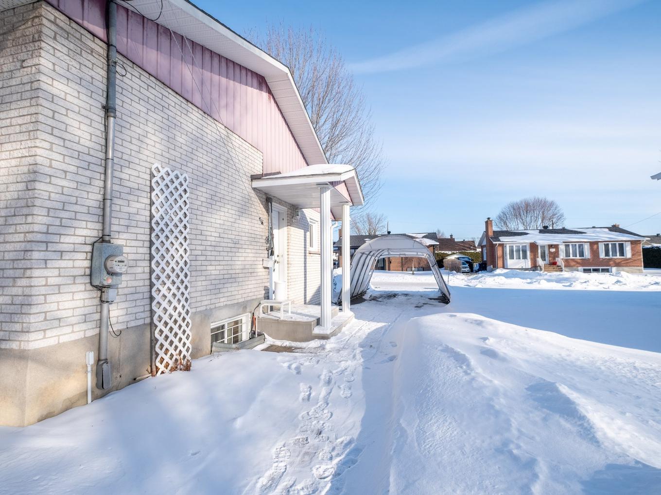 Entrée extérieure - 656 Rue Pagé, Contrecoeur, QC - Outdoor