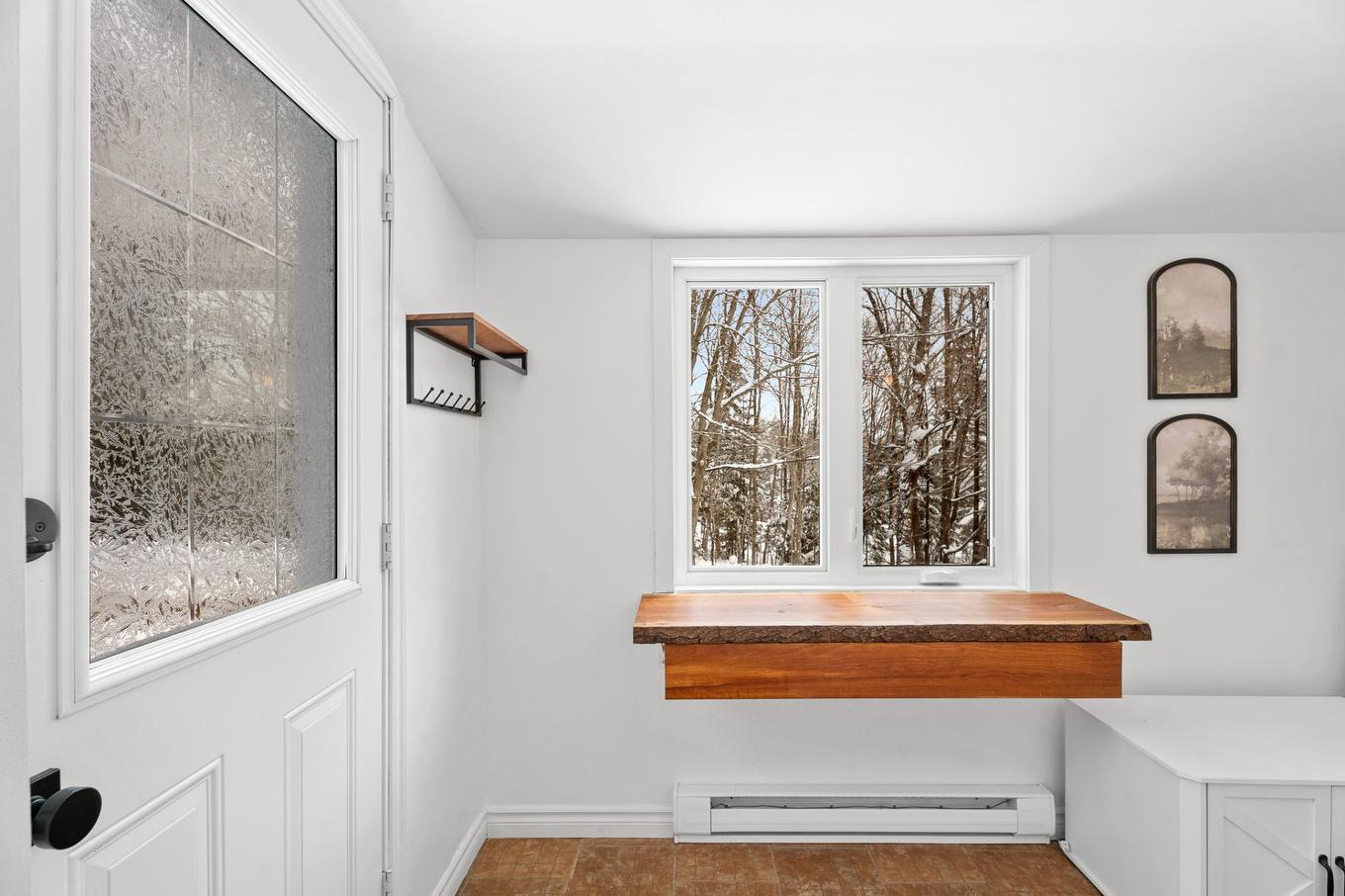 Hall - 1735 Ch. Du 1Er-Rang, Sainte-Lucie-Des-Laurentides, QC - Indoor Photo Showing Other Room