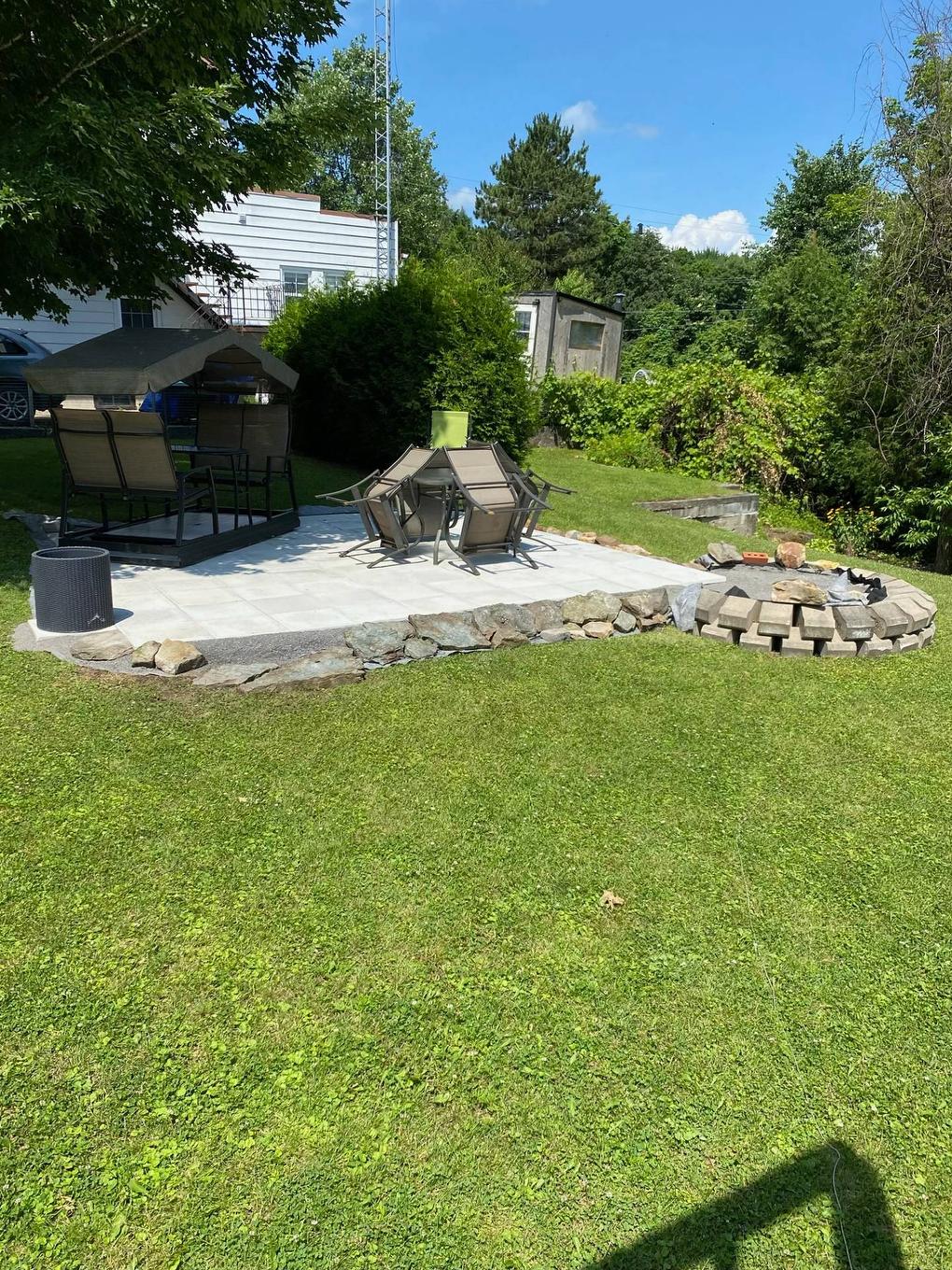 Backyard - 392 Rue St-Paul, Brownsburg-Chatham, QC - Outdoor