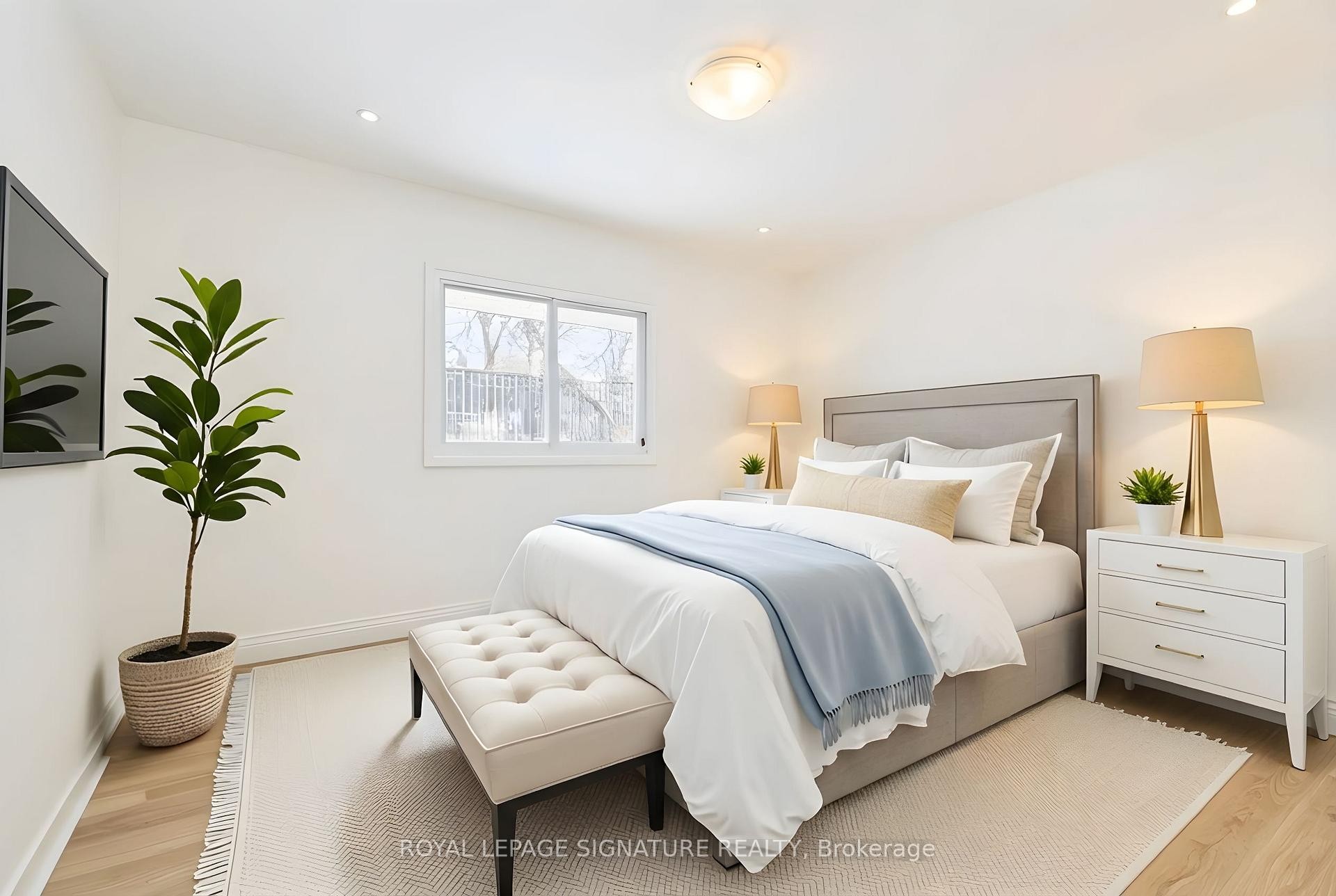 21 Prestbury Street, Toronto, ON - Indoor Photo Showing Bedroom