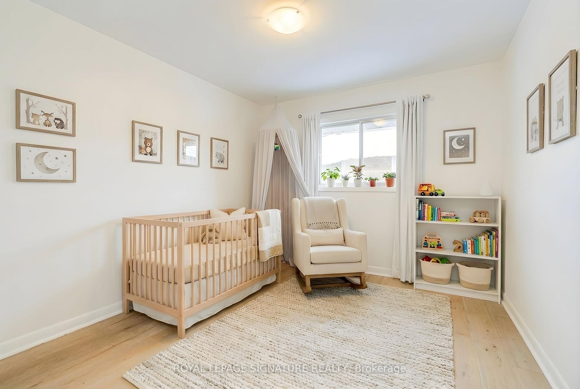 21 Prestbury Street, Toronto, ON - Indoor Photo Showing Bedroom