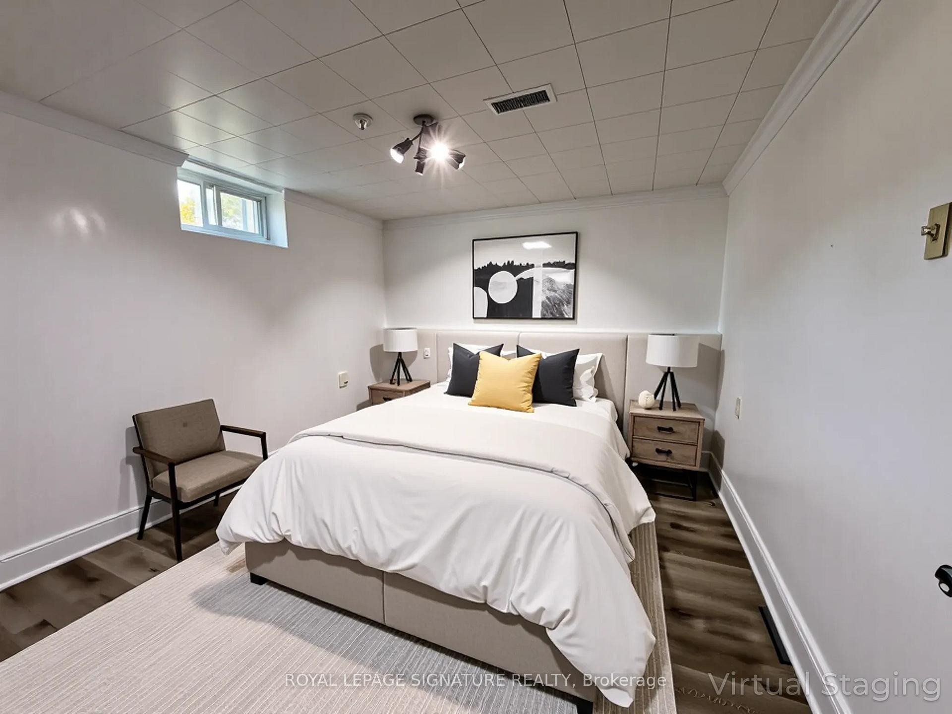 21 Prestbury Street, Toronto, ON - Indoor Photo Showing Bedroom