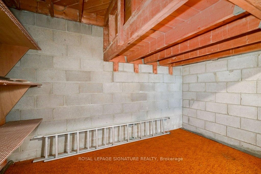 21 Prestbury Street, Toronto, ON - Indoor