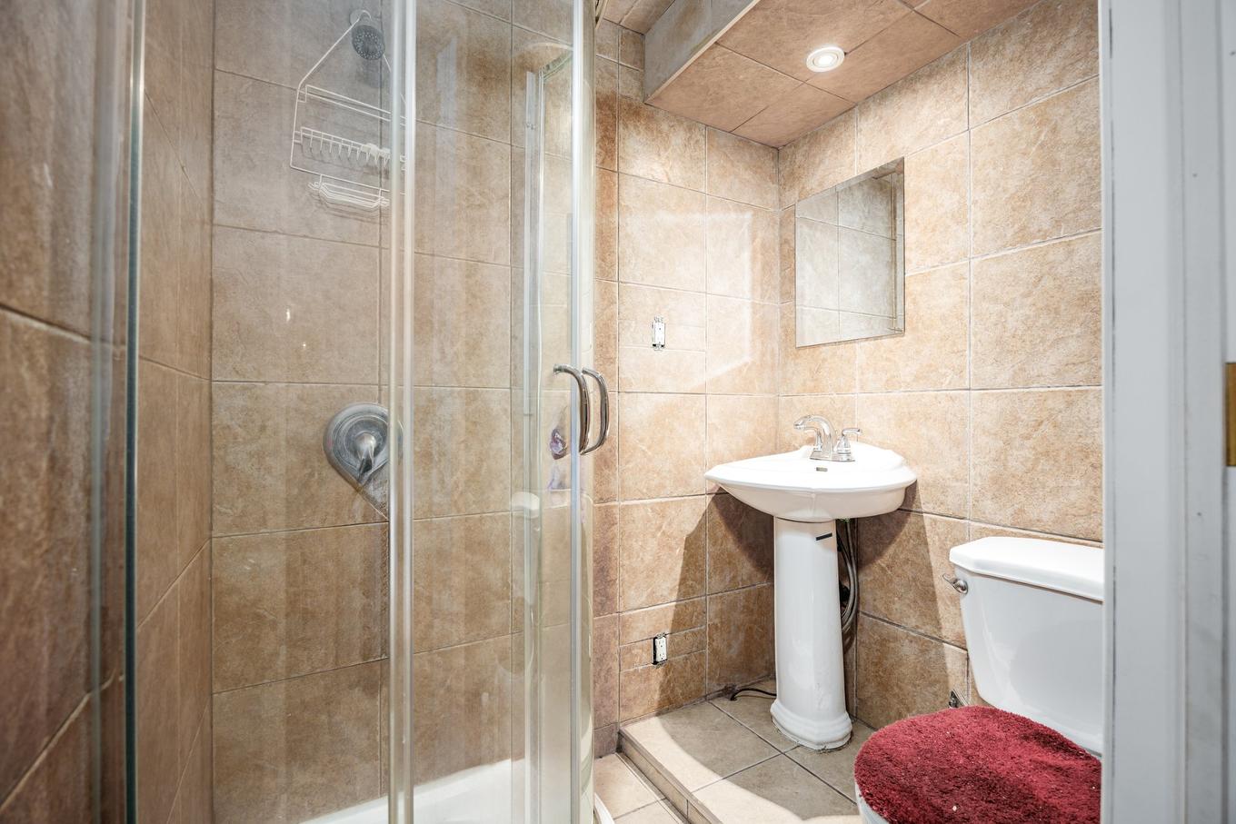 Bathroom - 1017 Av. Marier, Vaudreuil-Dorion, QC - Indoor Photo Showing Bathroom