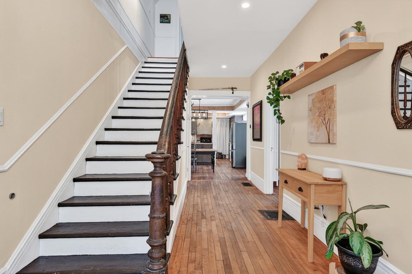 Escalier - 465 Rue Principale, Saint-Paul-De-L'Île-Aux-Noix, QC - Indoor Photo Showing Other Room