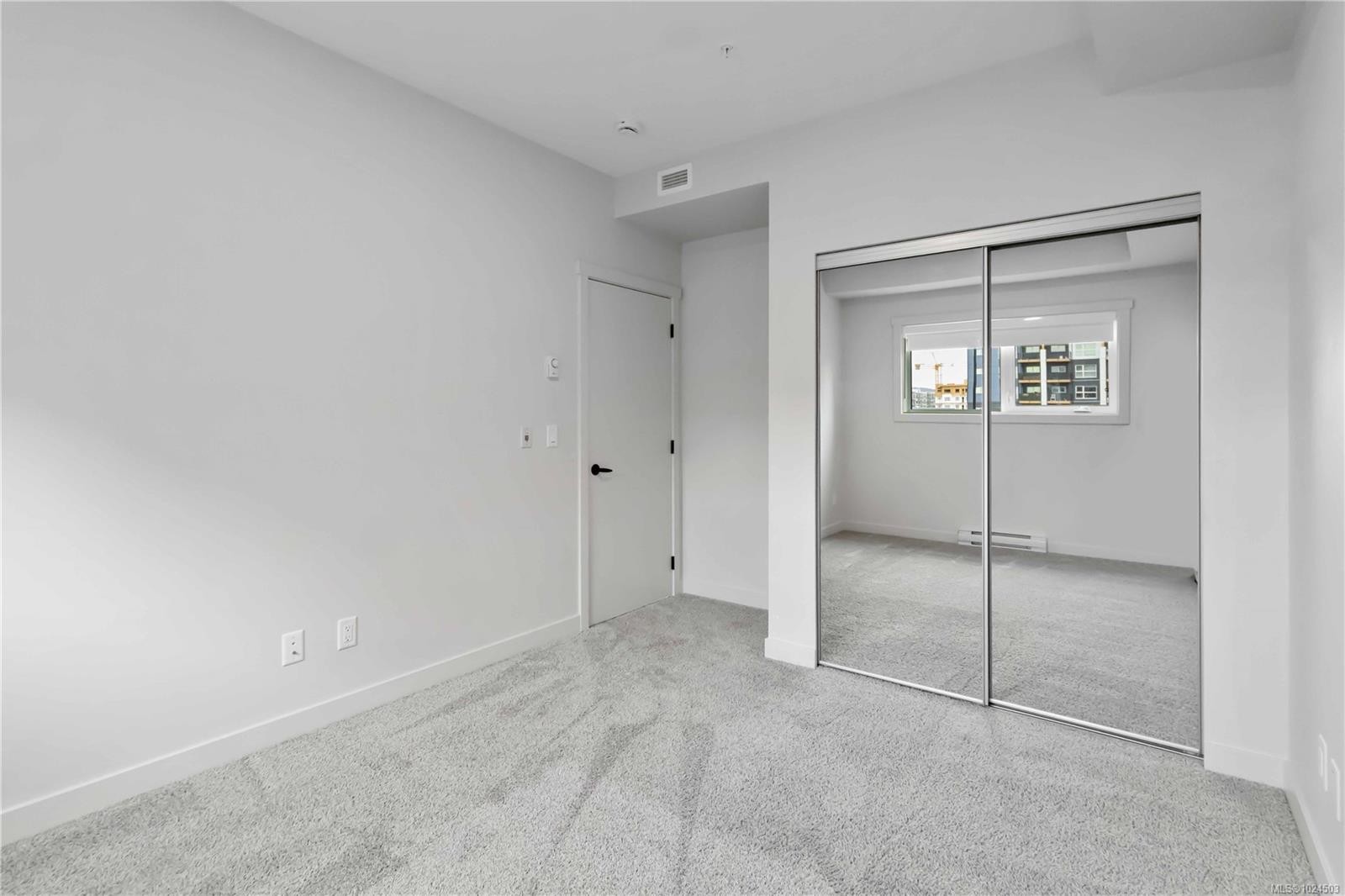 206-2469 Gateway Rd, Langford, BC - Indoor Photo Showing Other Room