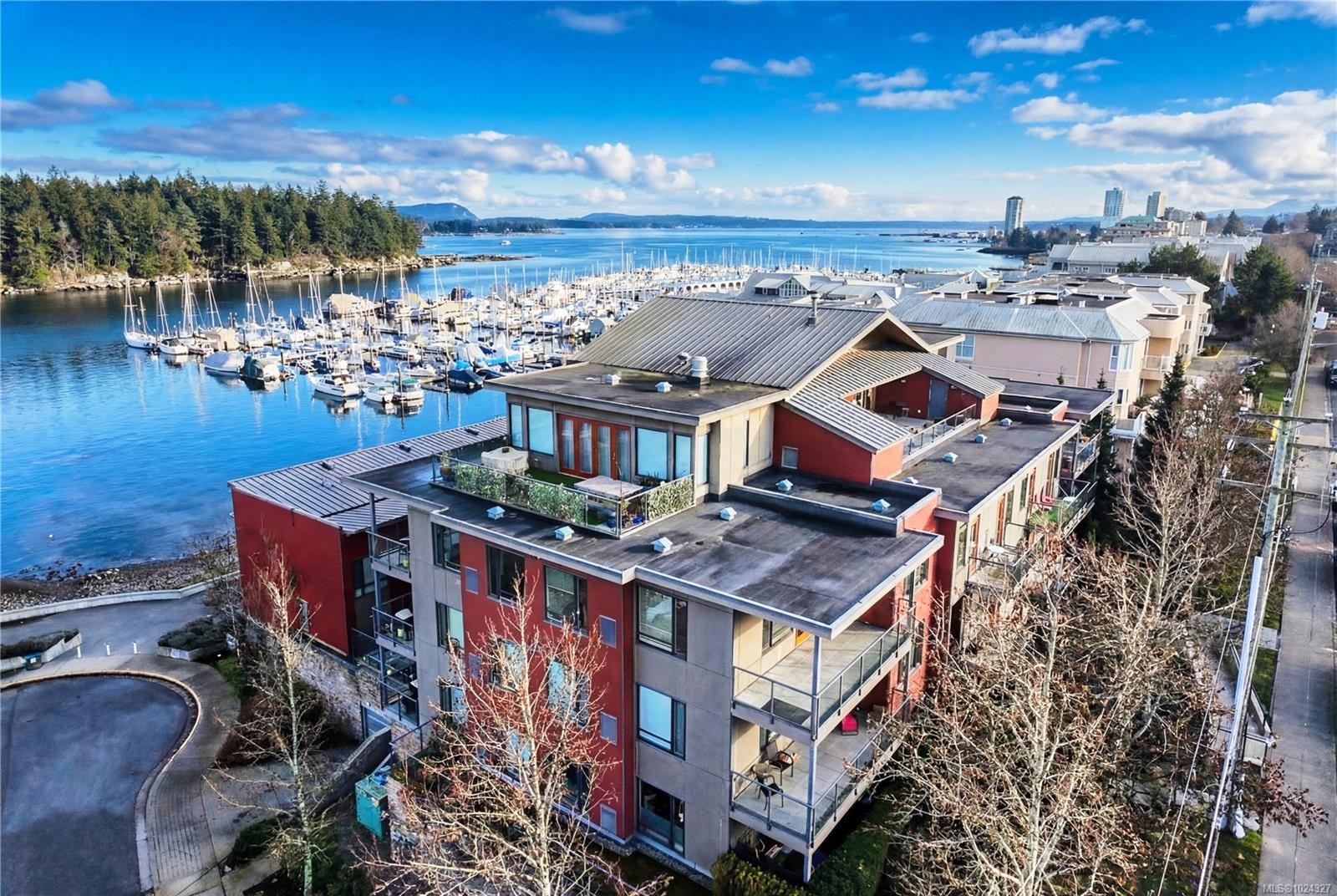 302-580 Stewart Ave, Nanaimo, BC - Outdoor With Body Of Water With View