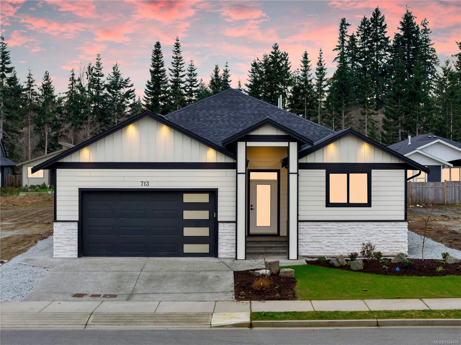 713 Beaver Creek Blvd, Campbell River, BC