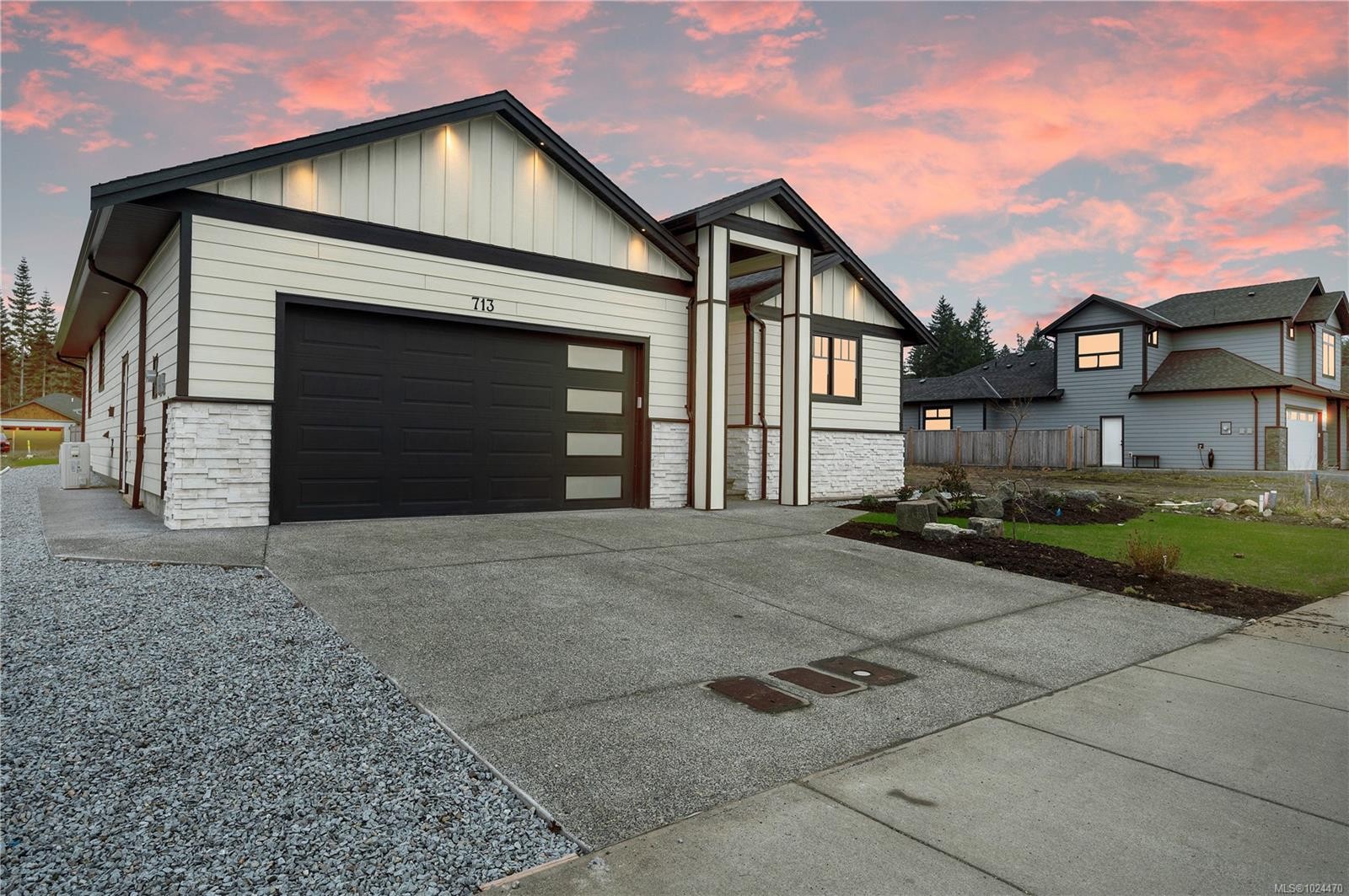713 Beaver Creek Blvd, Campbell River, BC
