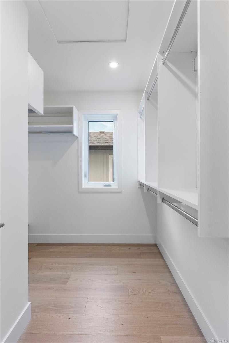 220 Kamloops Ave, Saanich, BC