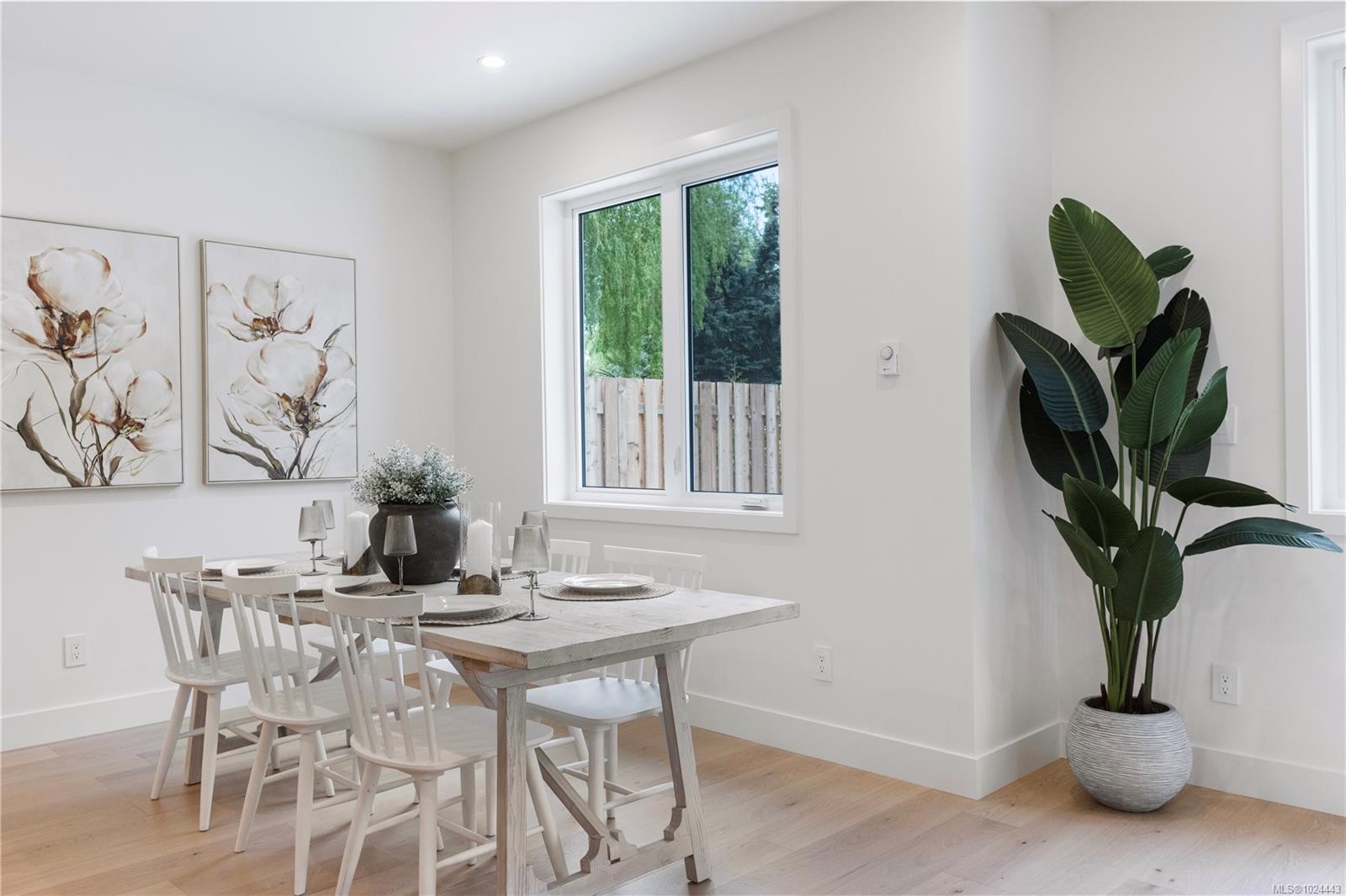 220 Kamloops Ave, Saanich, BC