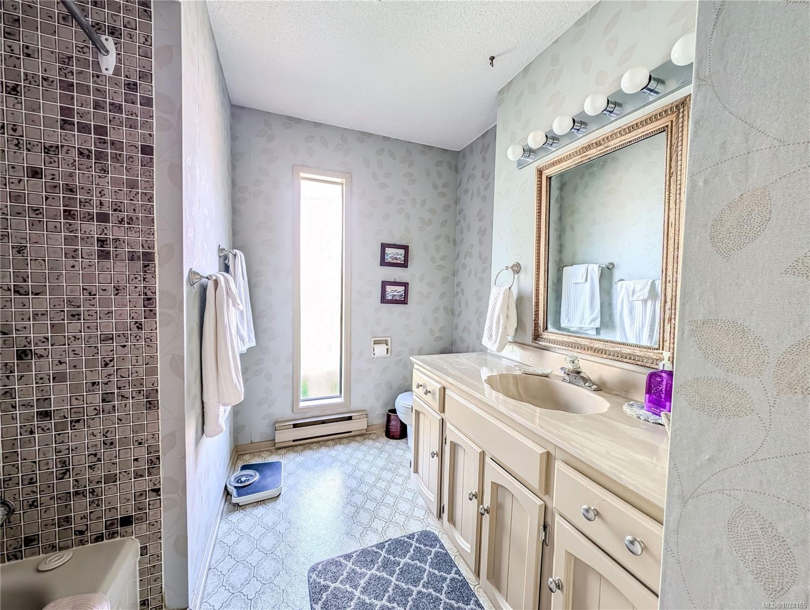 474 Eaglecrest Dr, Qualicum Beach, BC