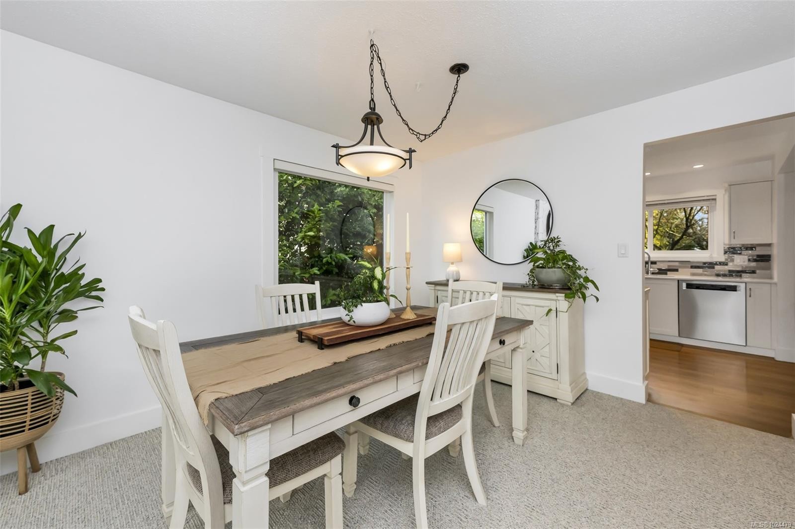 10369 Bowerbank Rd, Sidney, BC