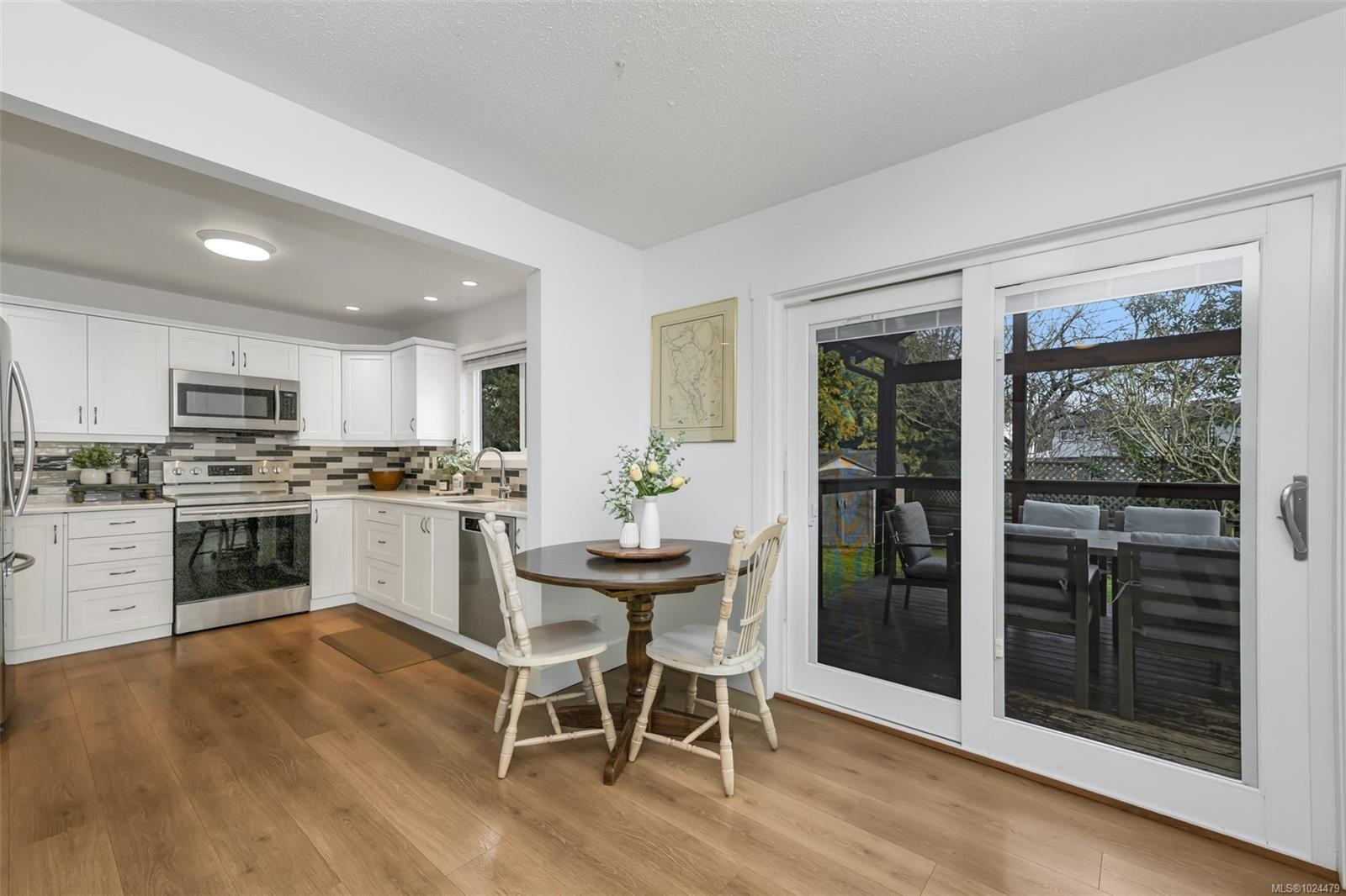 10369 Bowerbank Rd, Sidney, BC