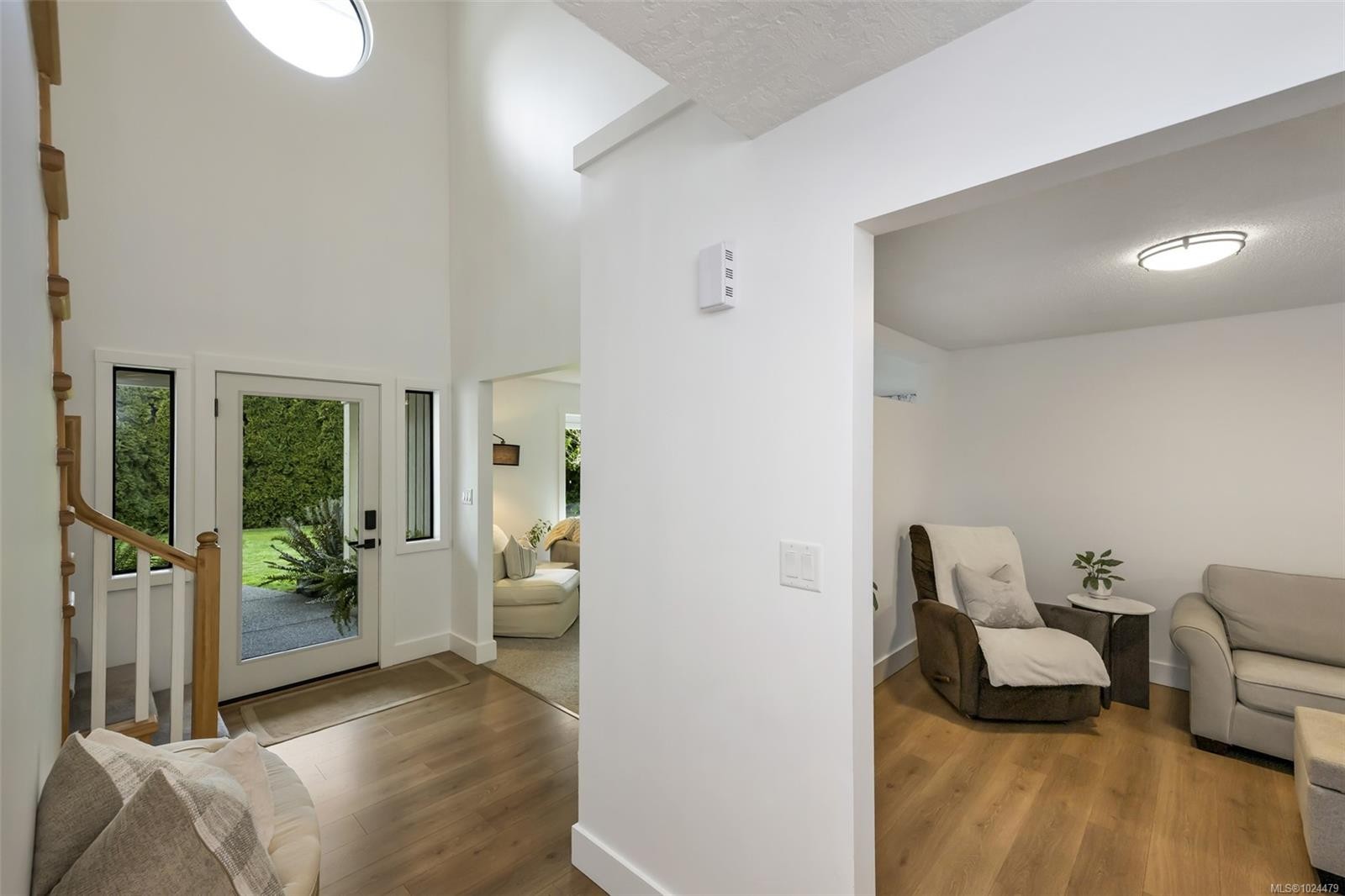 10369 Bowerbank Rd, Sidney, BC