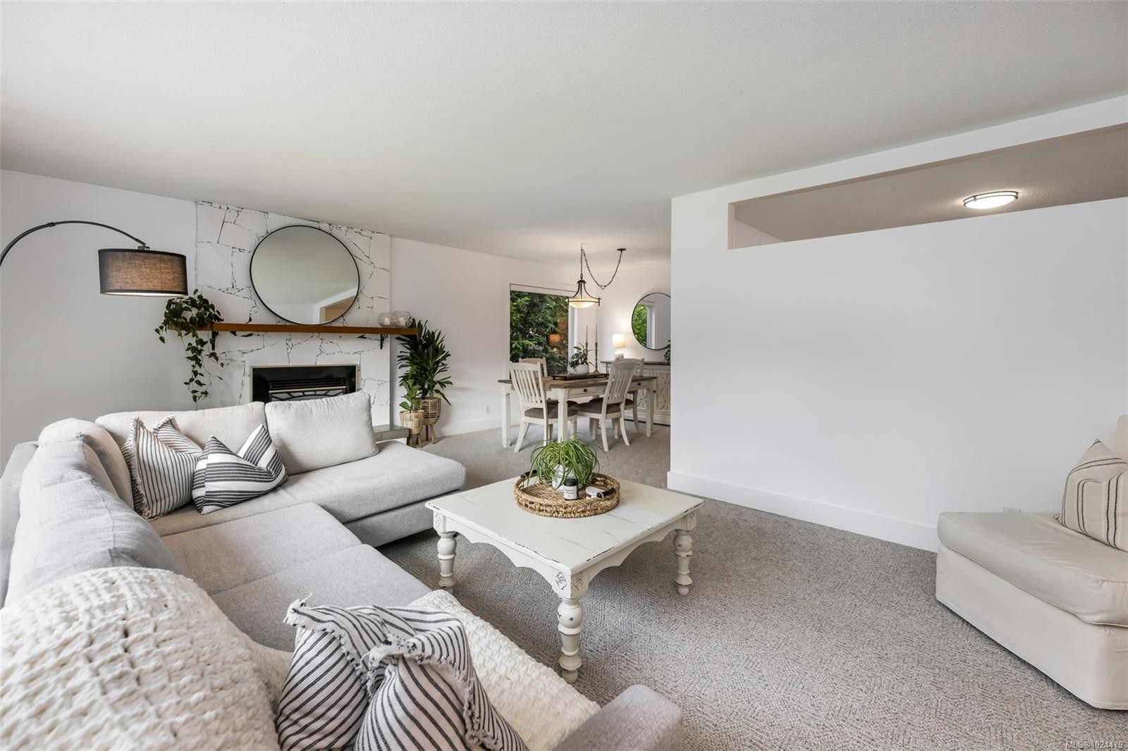 10369 Bowerbank Rd, Sidney, BC