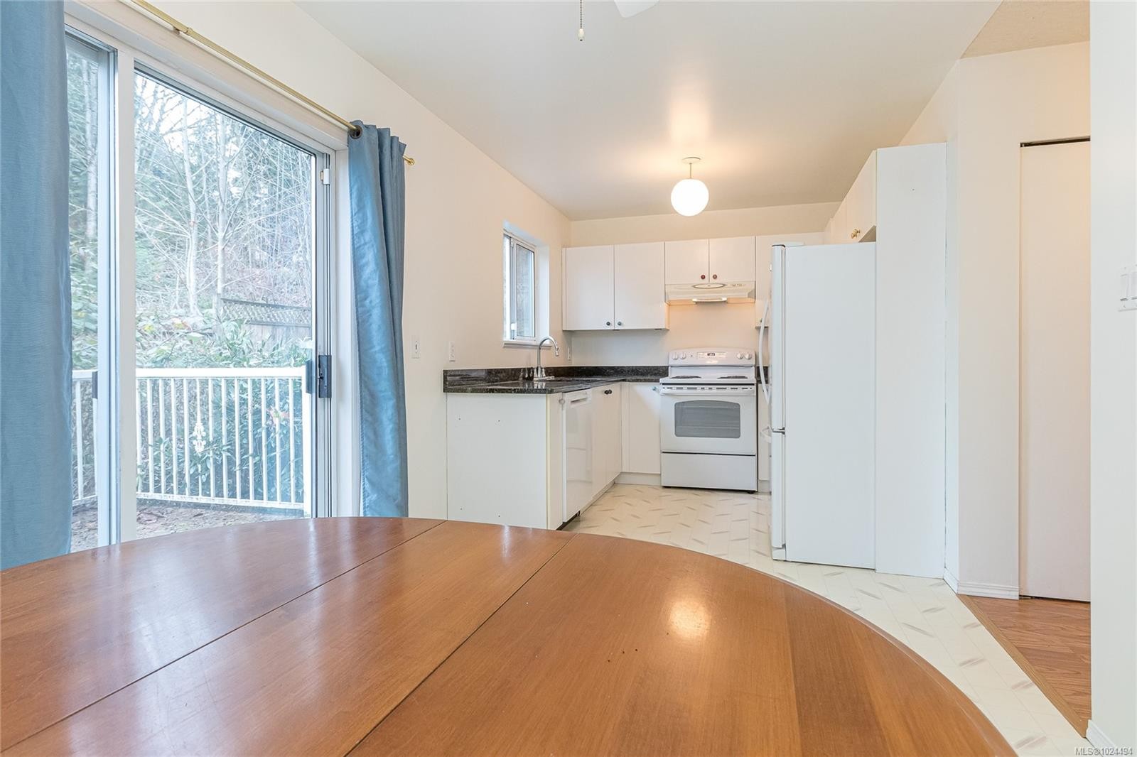 1-1140 Trans Canada Hwy, Ladysmith, BC