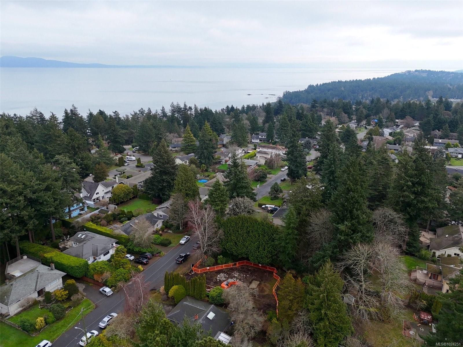 4-2215 Greenlands Rd, Saanich, BC - Outdoor With View